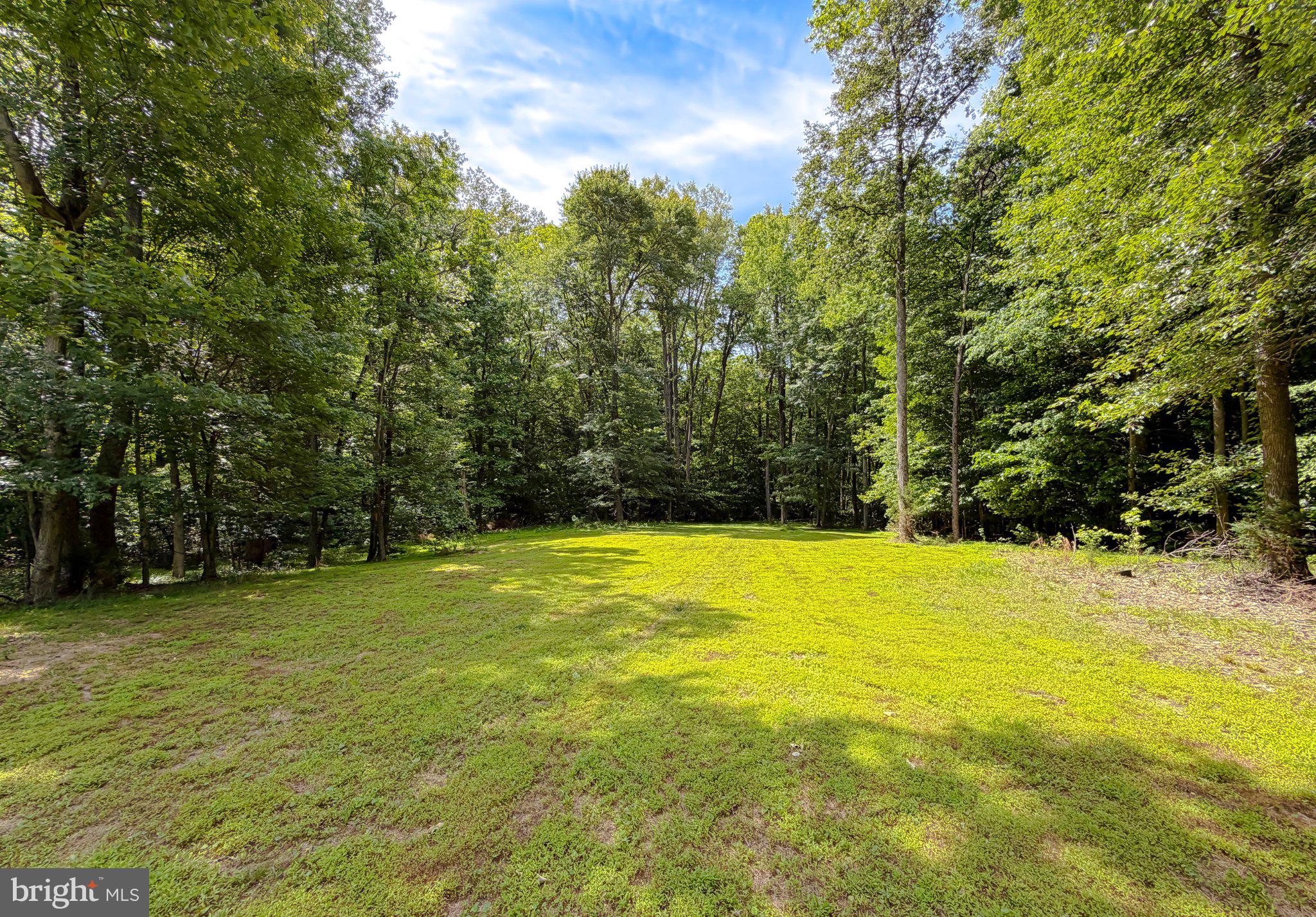 HERITAGE KNOLLS - Residential