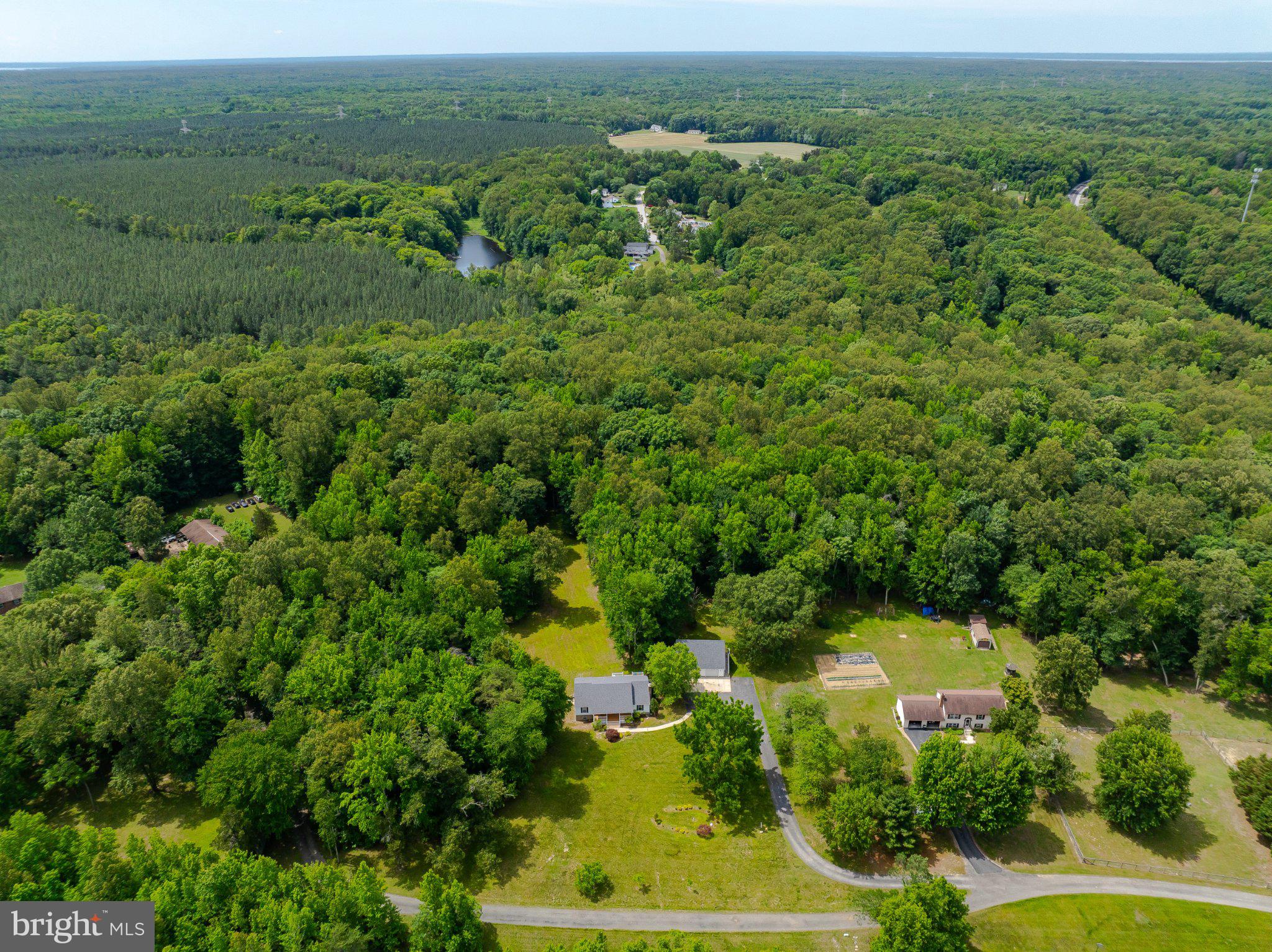 HERITAGE KNOLLS - Residential