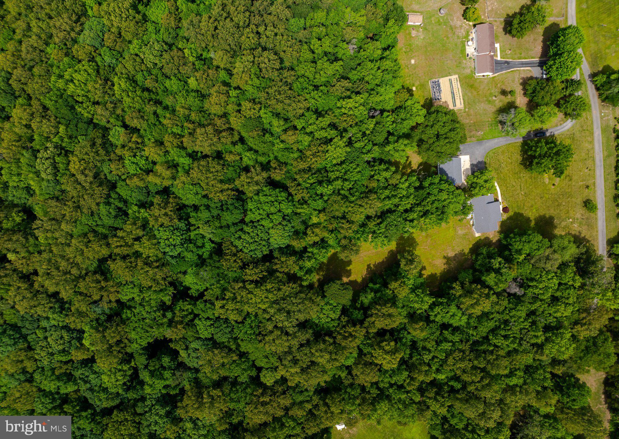 HERITAGE KNOLLS - Residential