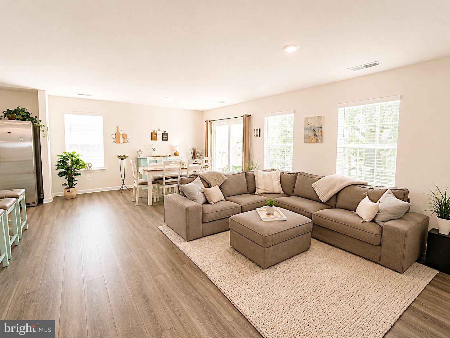 MAGNOLIA SPRINGS - Residential