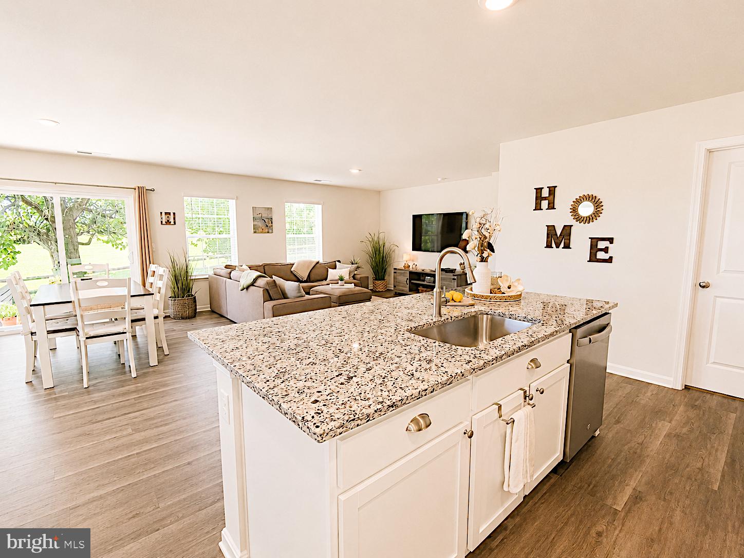 MAGNOLIA SPRINGS - Residential