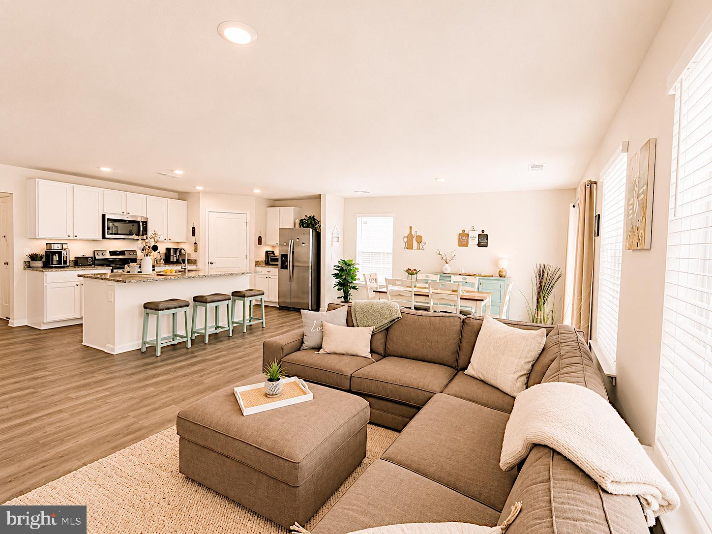 MAGNOLIA SPRINGS - Residential