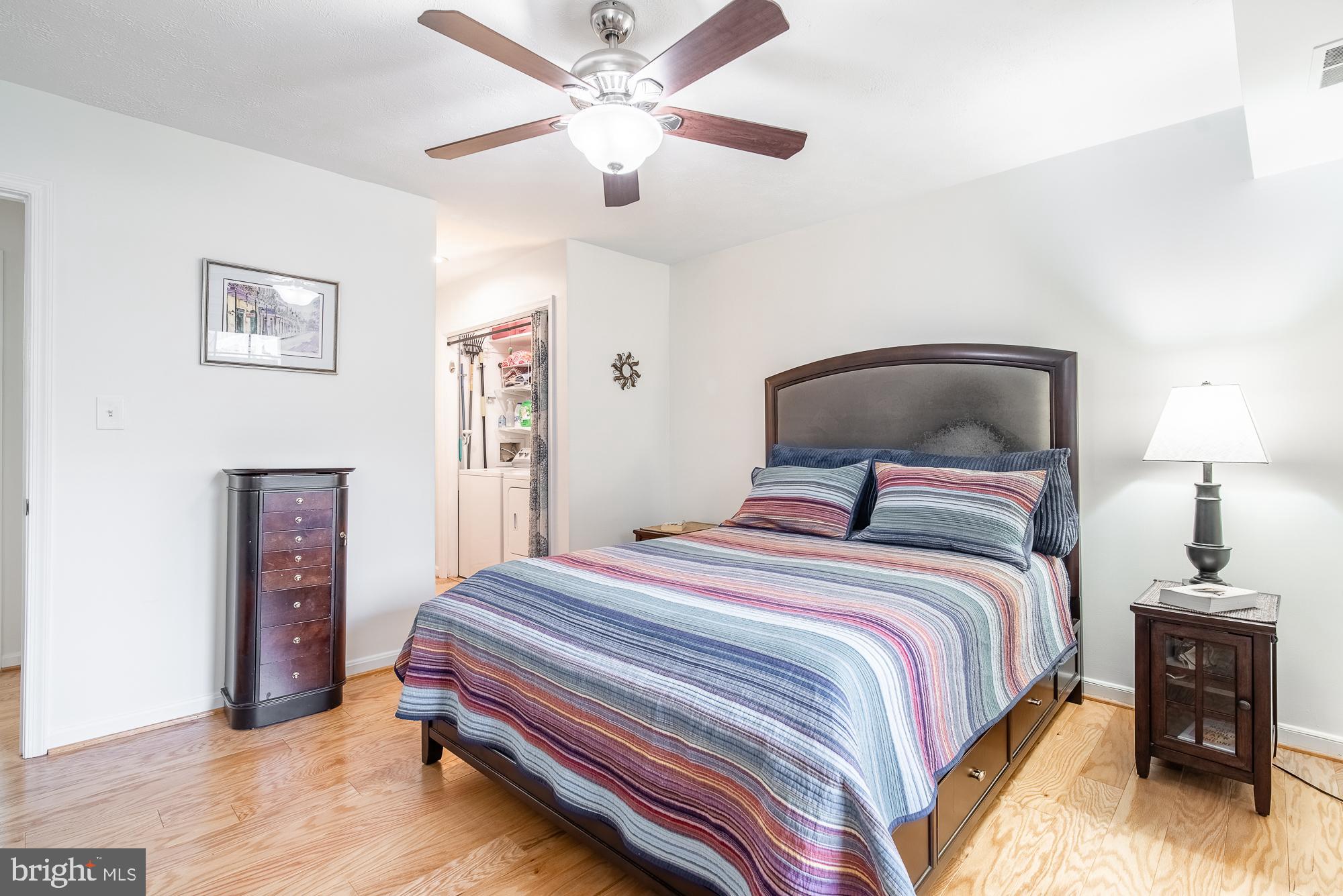 WILLOW POINT - Residential