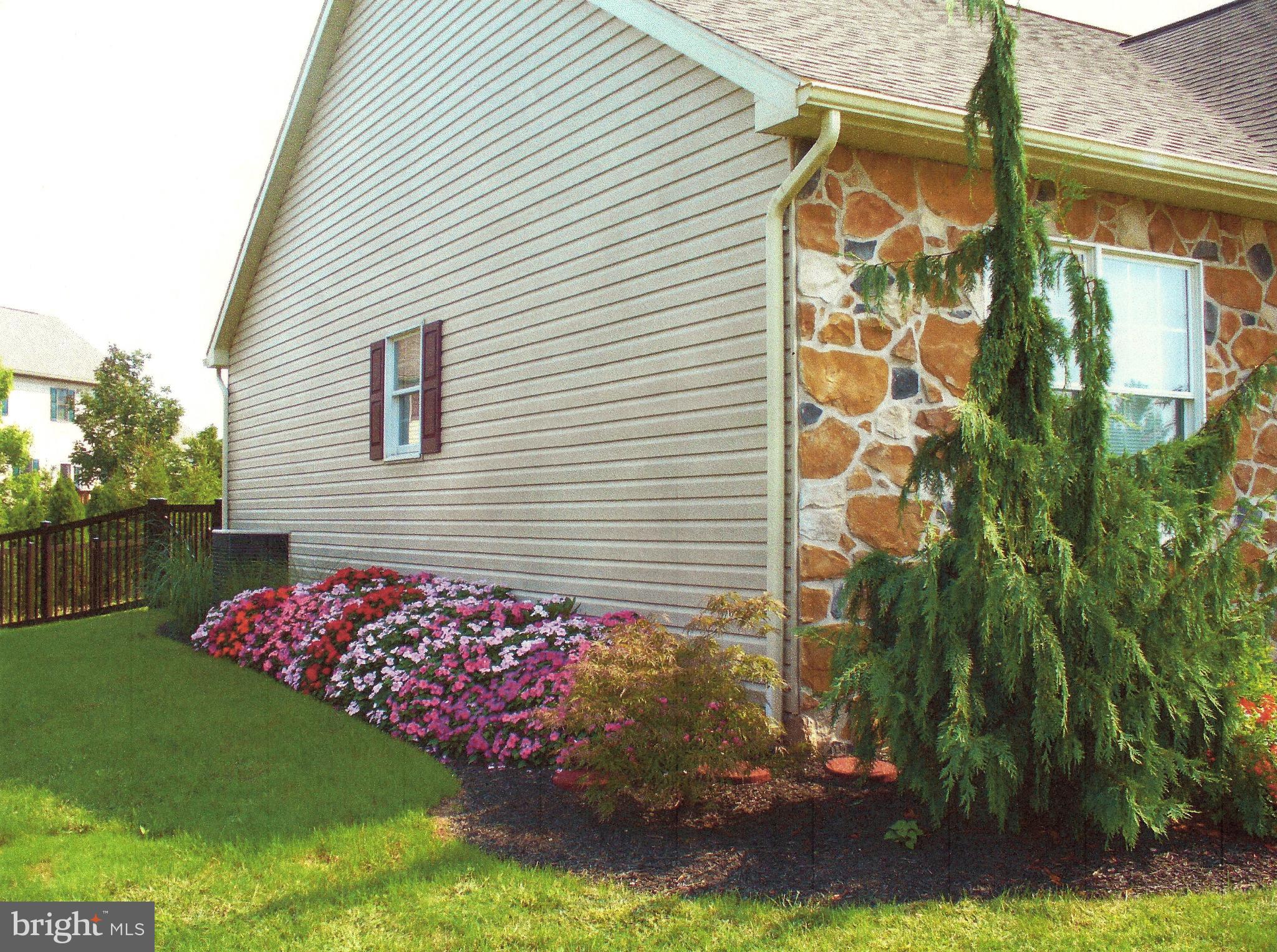 SPRING MEADOWS - Residential
