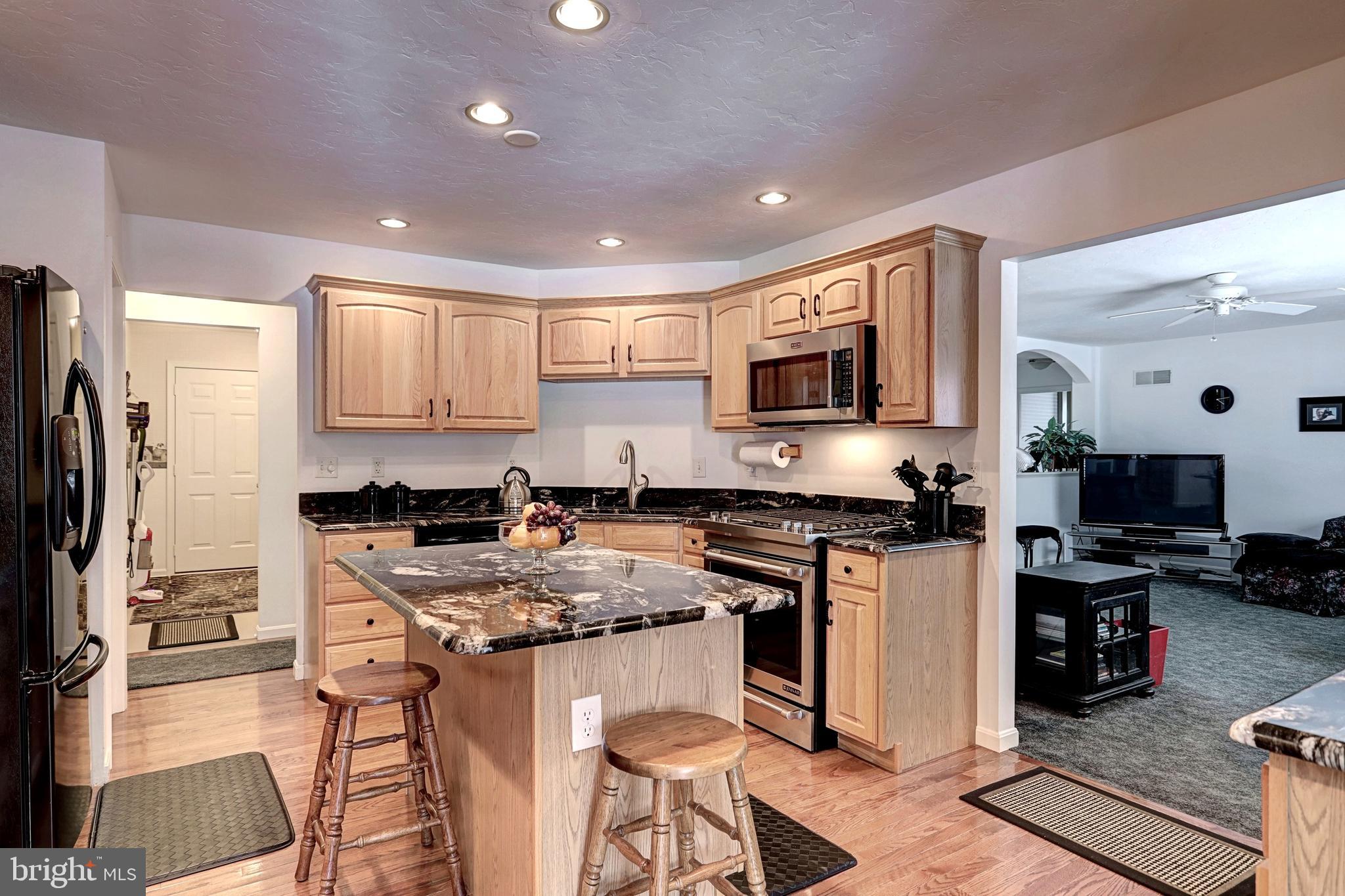 SPRING MEADOWS - Residential