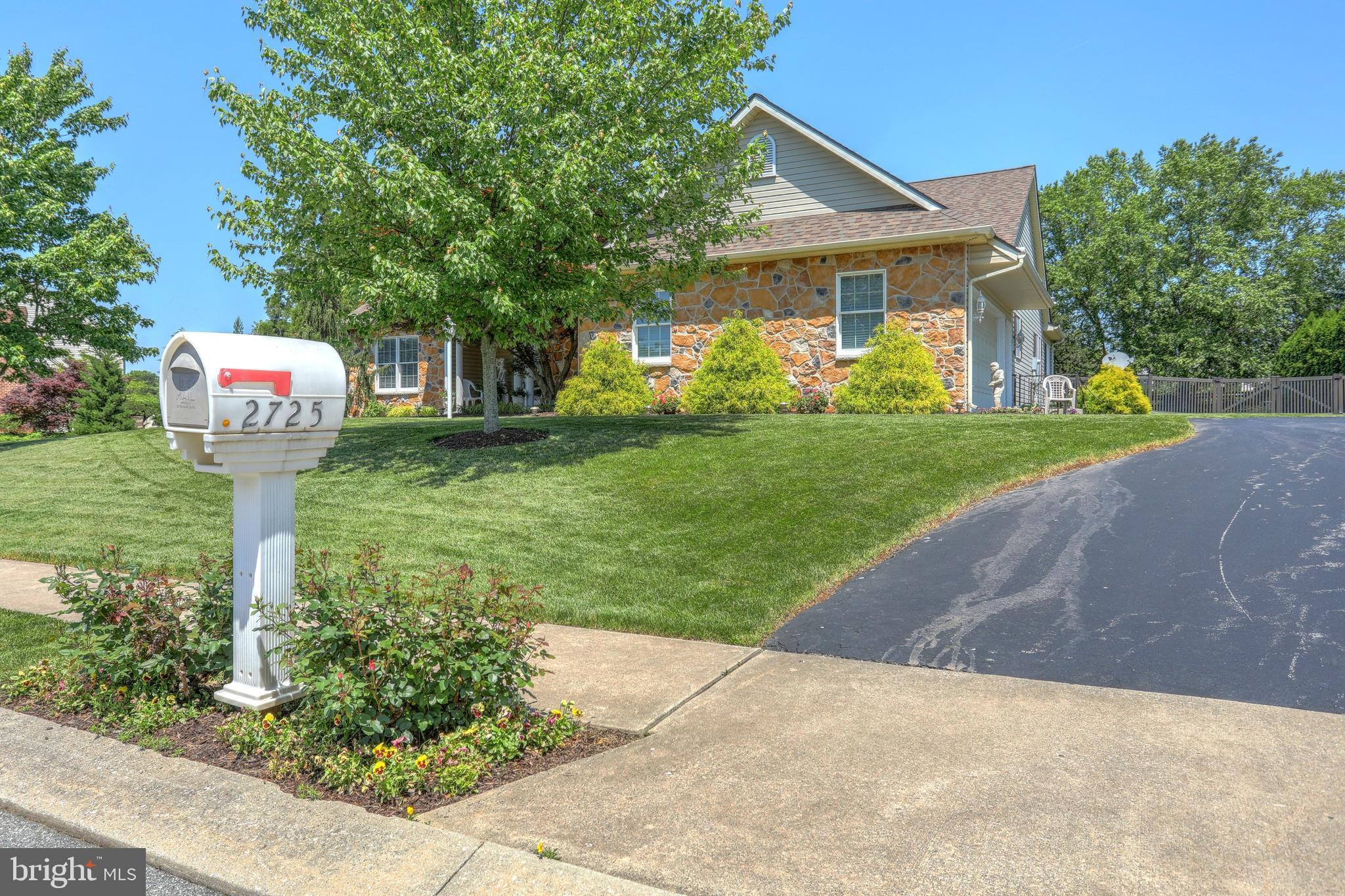 SPRING MEADOWS - Residential