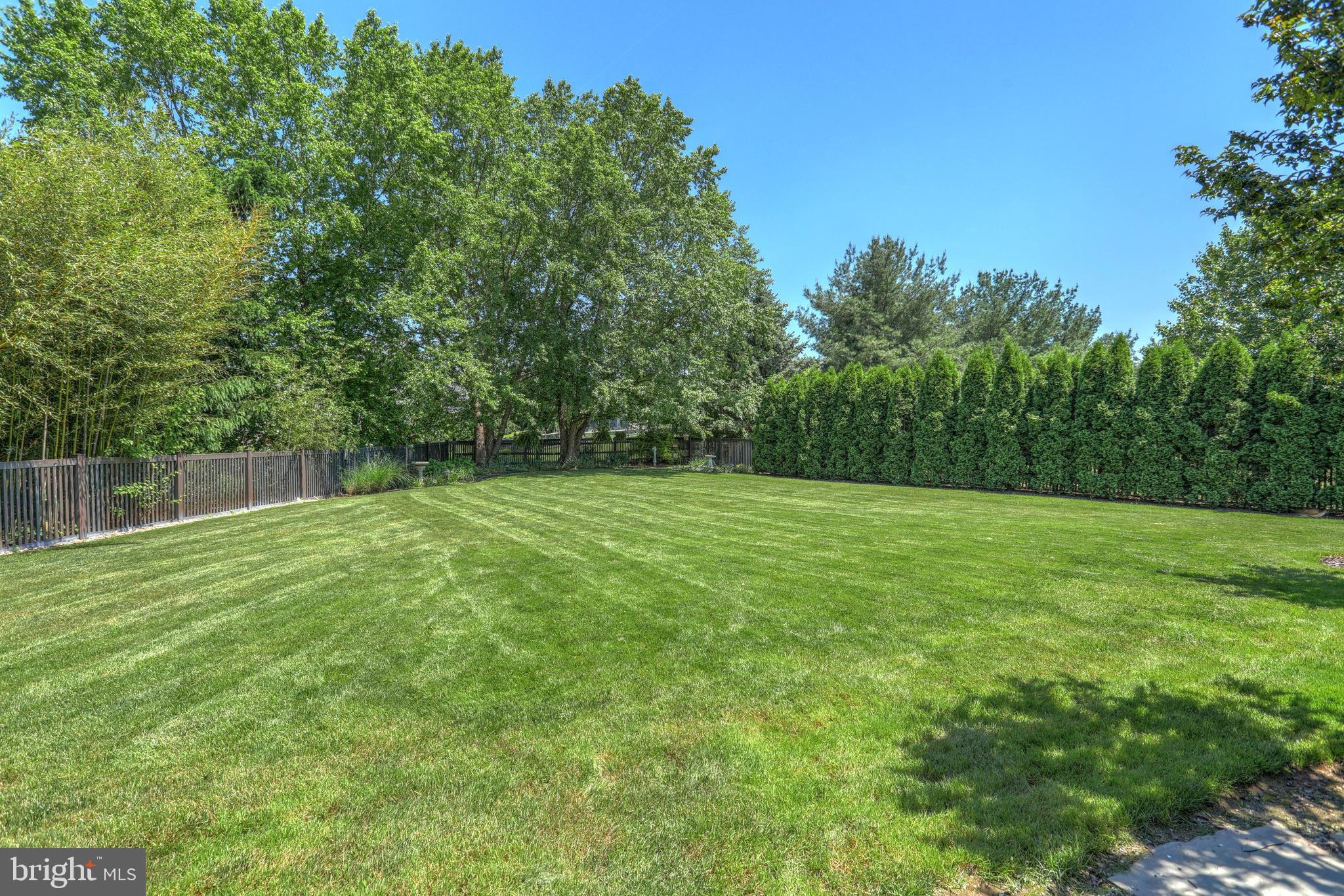 SPRING MEADOWS - Residential