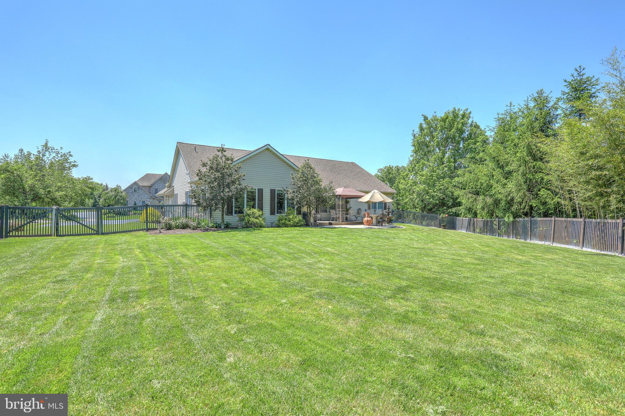 SPRING MEADOWS - Residential