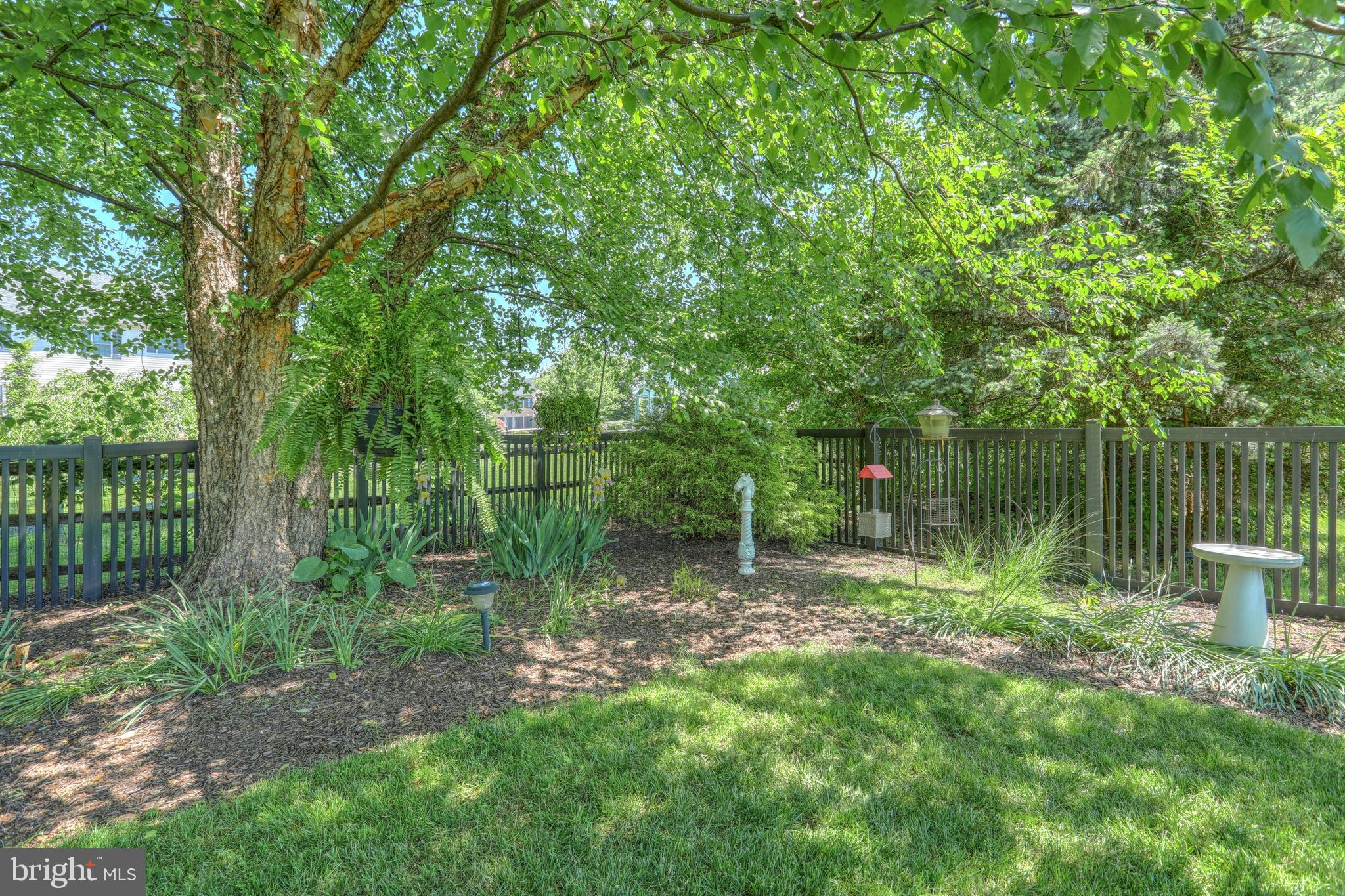 SPRING MEADOWS - Residential