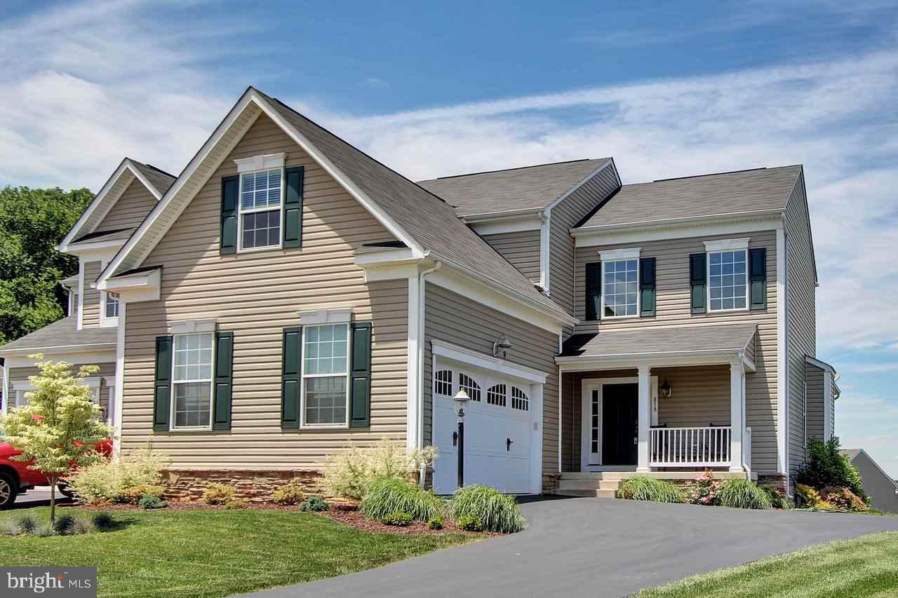 Gorgeous home filled with quality amenties await you in this one of a kind home. Located minutes off of I83 at Leader Heights, ideal for Maryland commuters. Spacious home has an open floor plan with gleaming hardwood floors, kitchen with granite countertops, dining room, sunroom to Trex deck, crown molding throughout,wonderful master suite with luxurious bath, walk-in shower,whirlpool tub,lower level family room/exercise/full bath/BR,patio