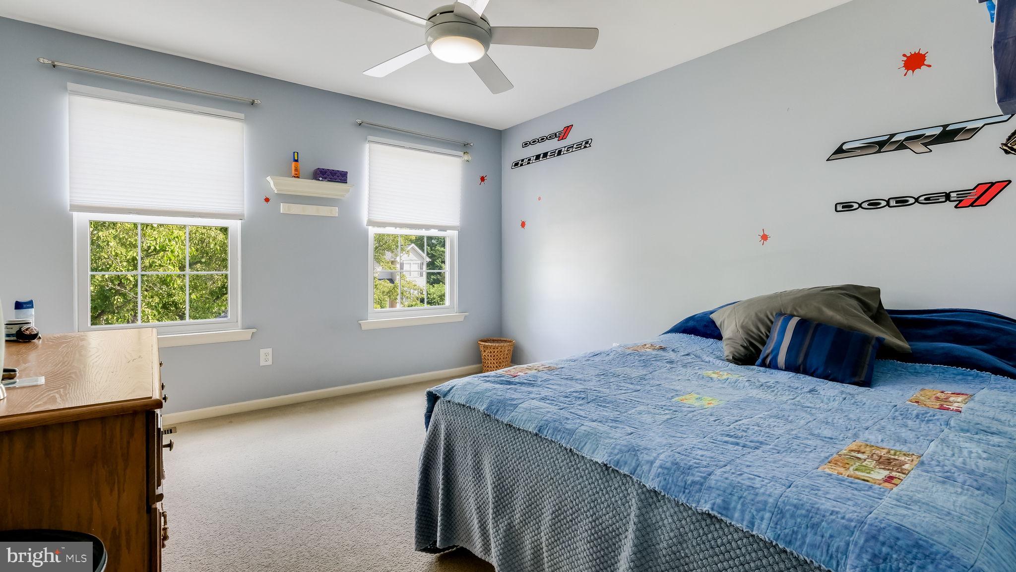 MAPLE KNOLL - Residential