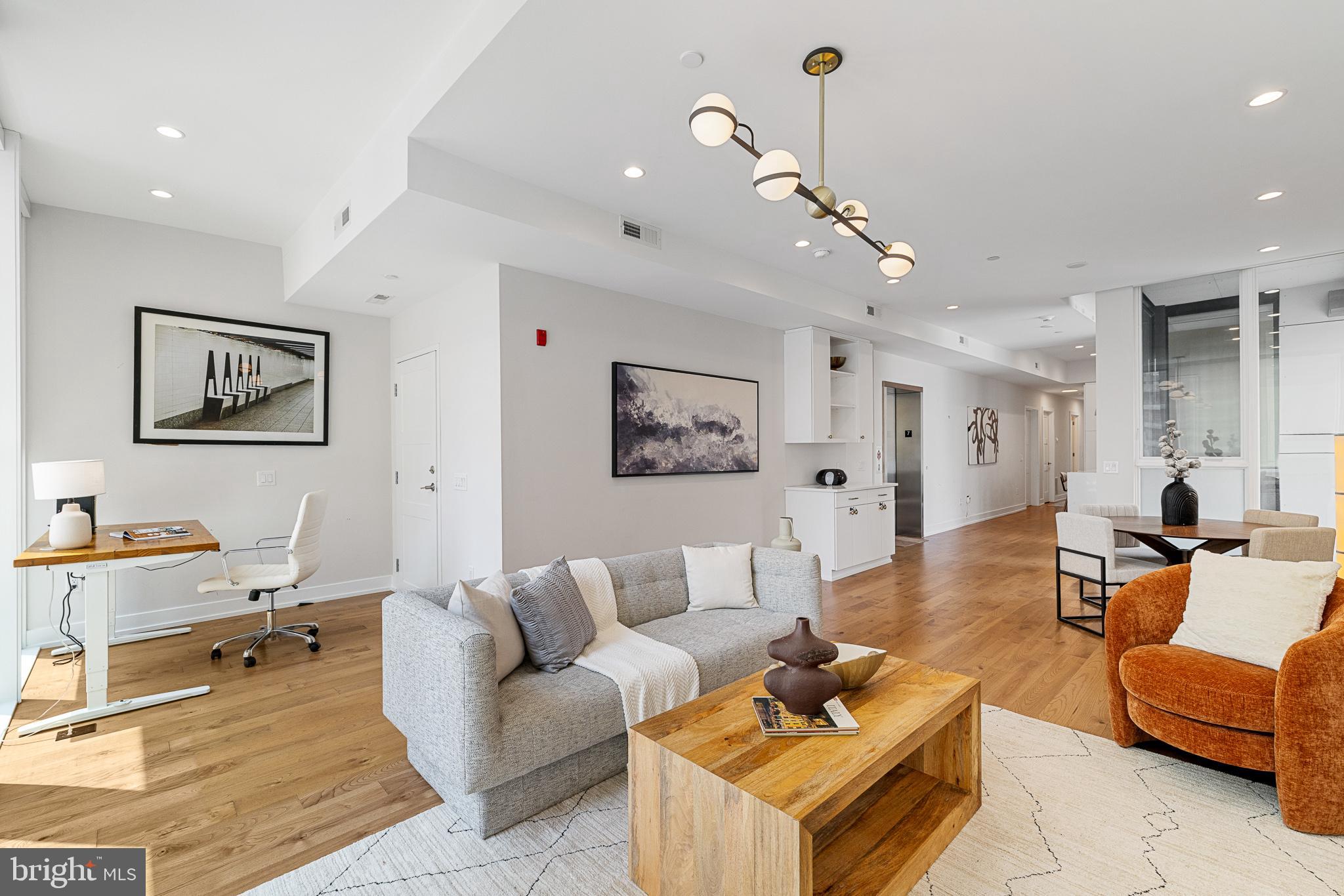 RITTENHOUSE SQUARE - Residential
