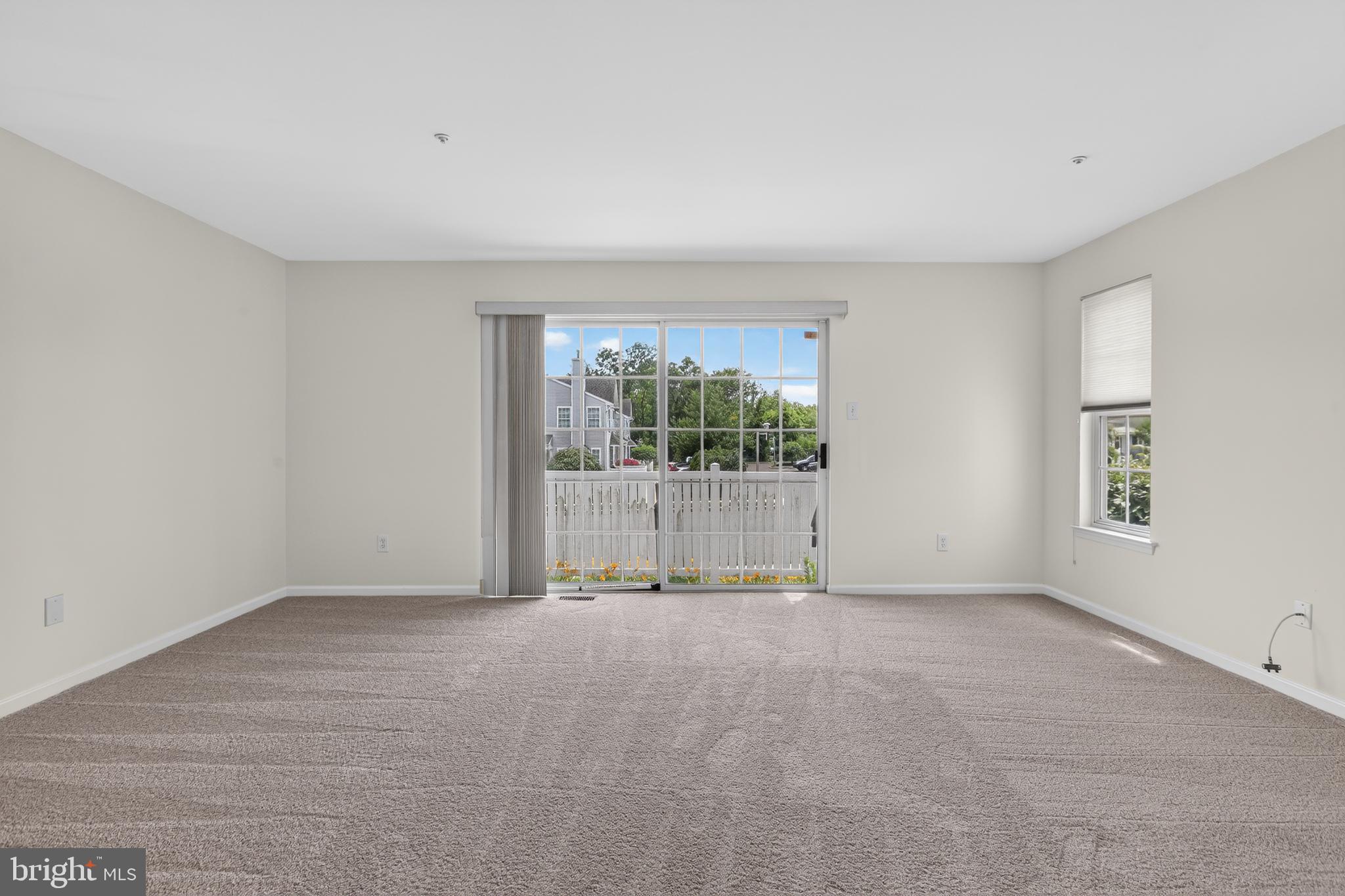 WARWICK GREENE - Residential