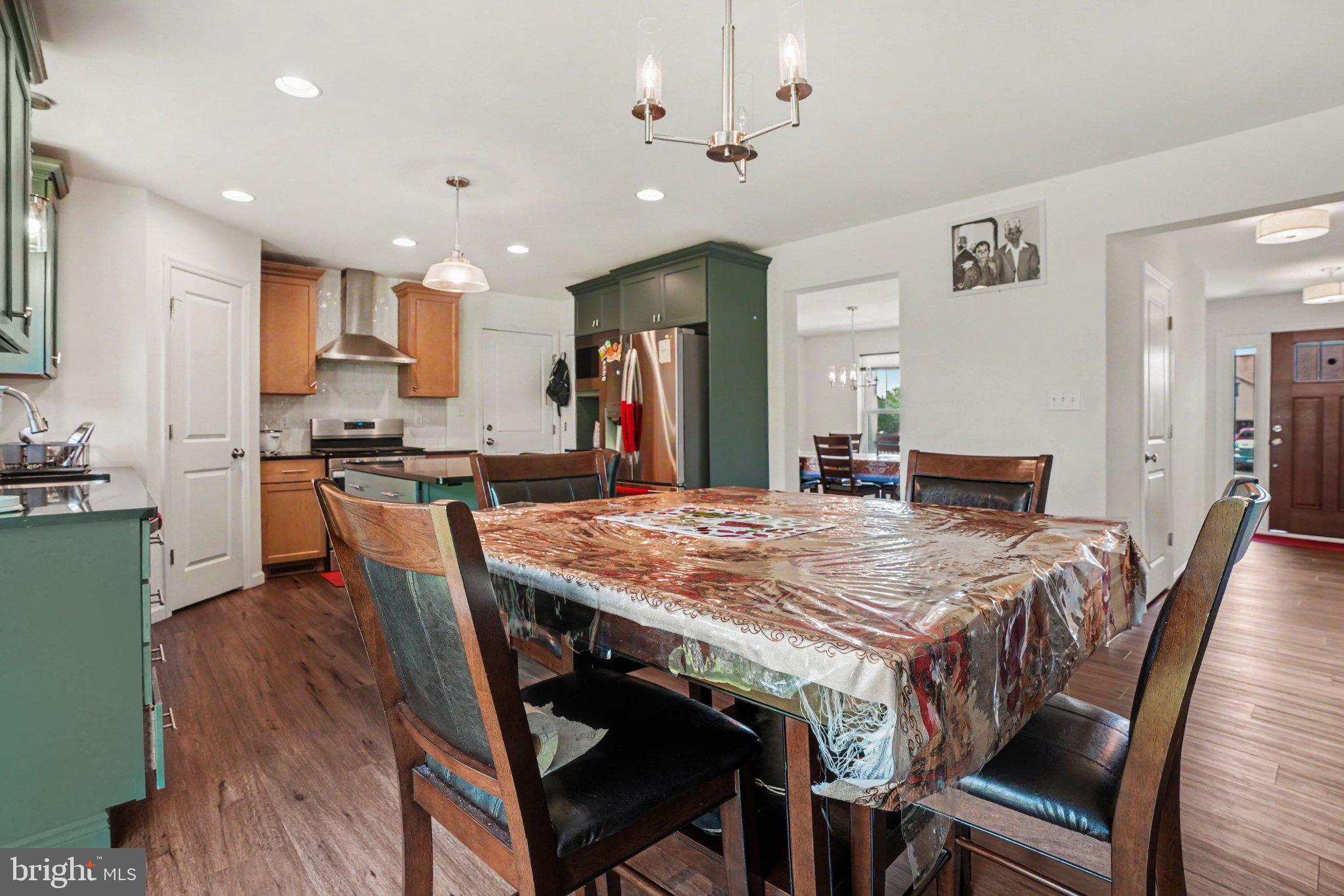 FARMINGTON - Residential