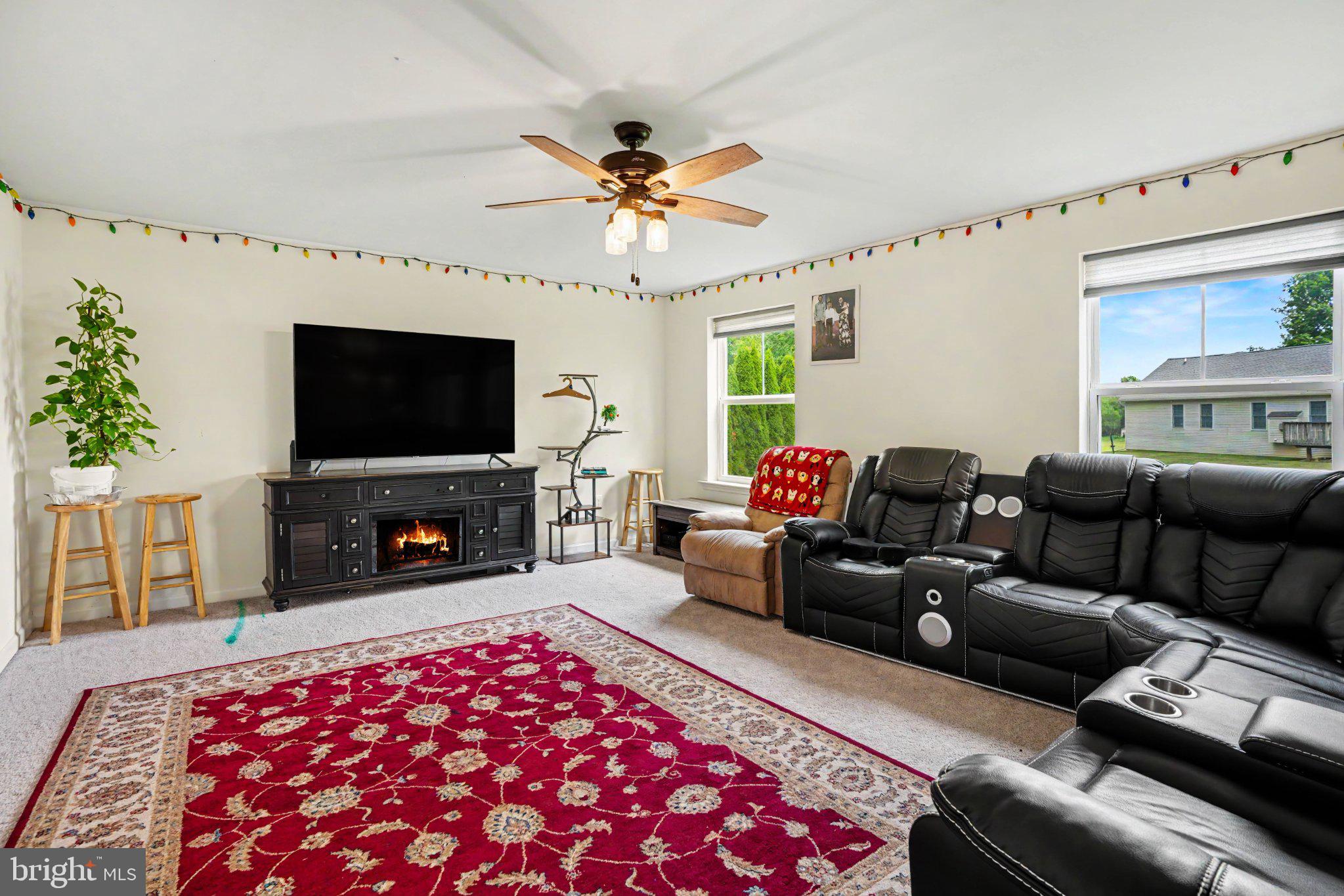 FARMINGTON - Residential