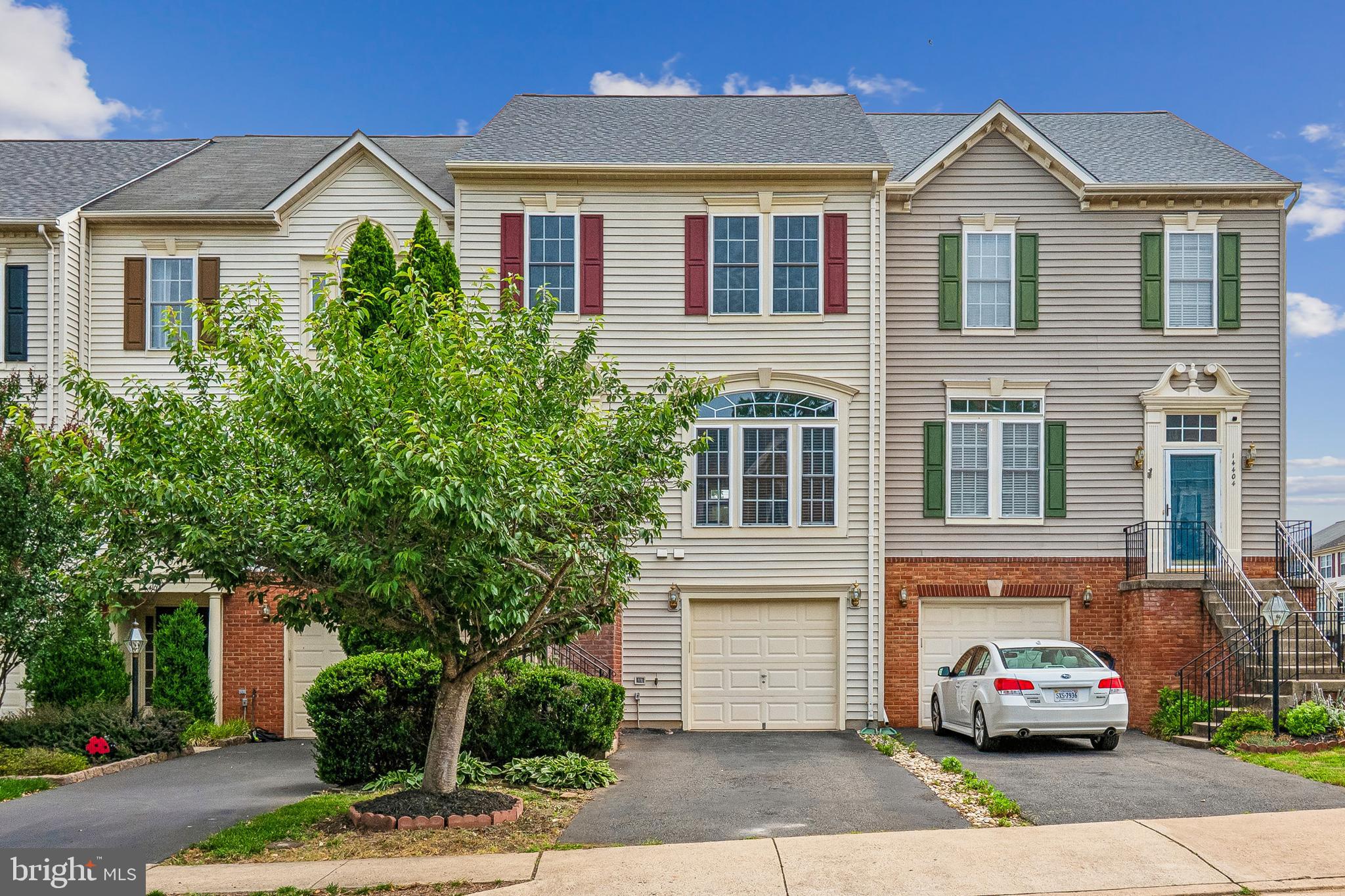 VIRGINIA OAKS - Residential