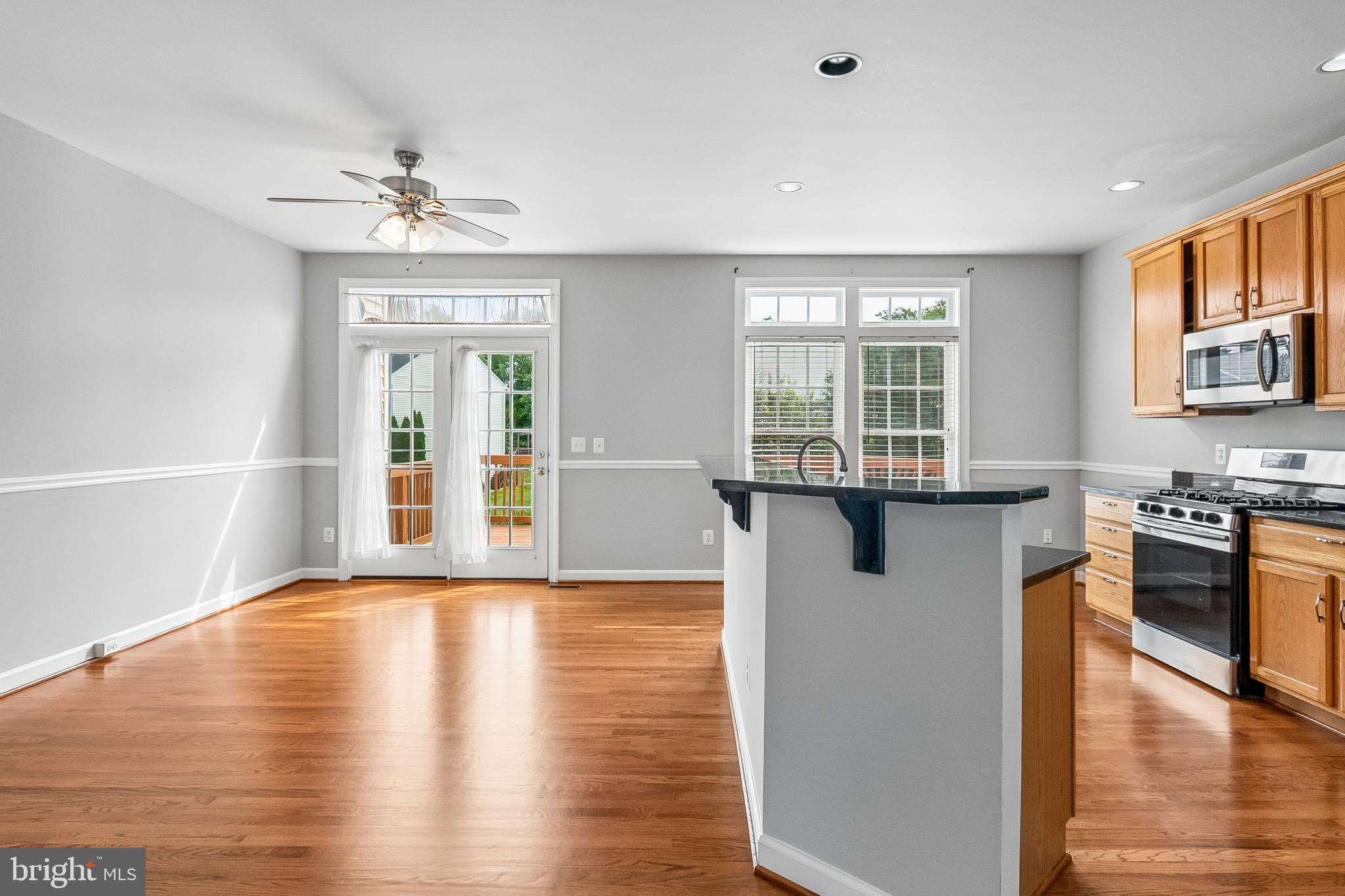 VIRGINIA OAKS - Residential