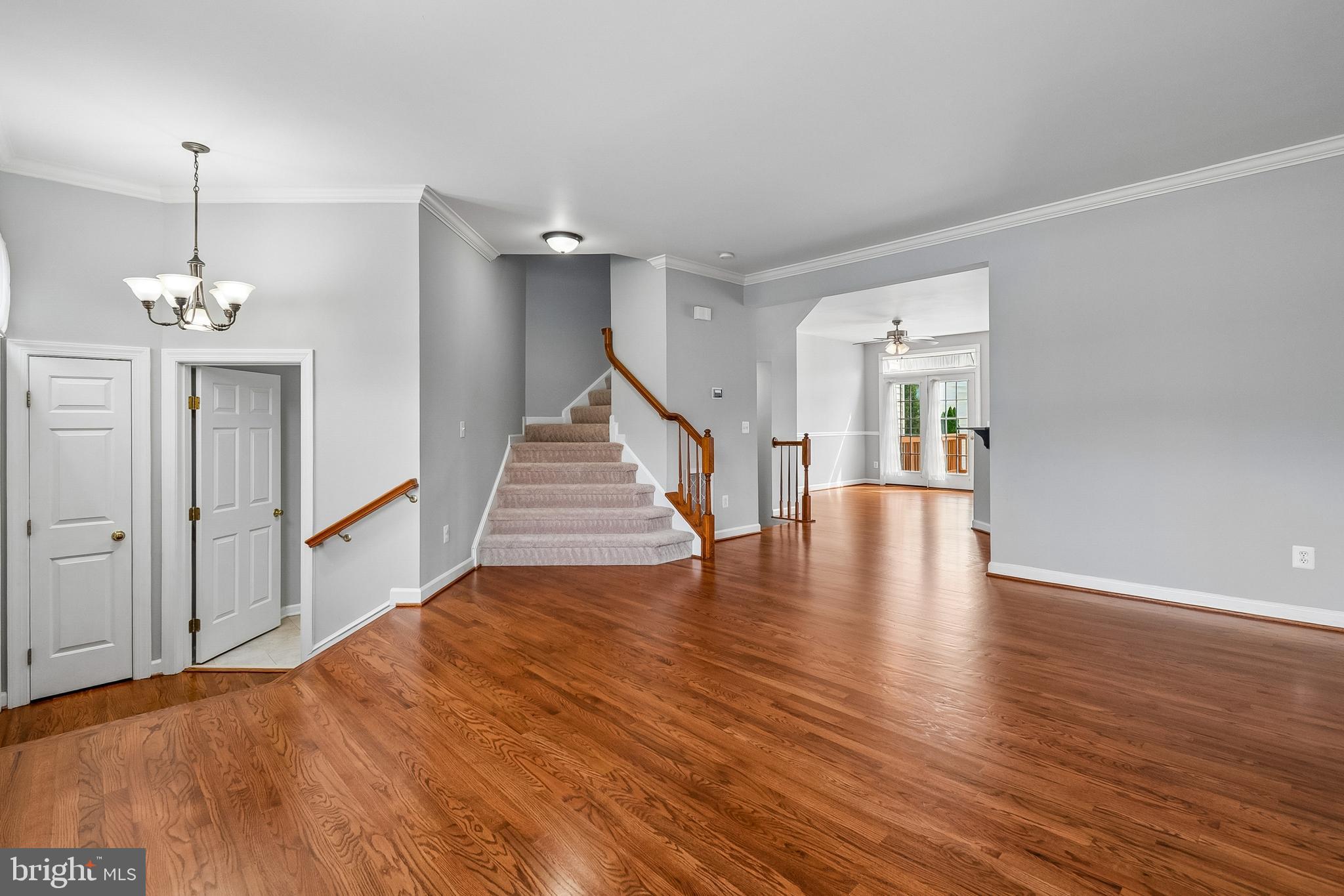 VIRGINIA OAKS - Residential
