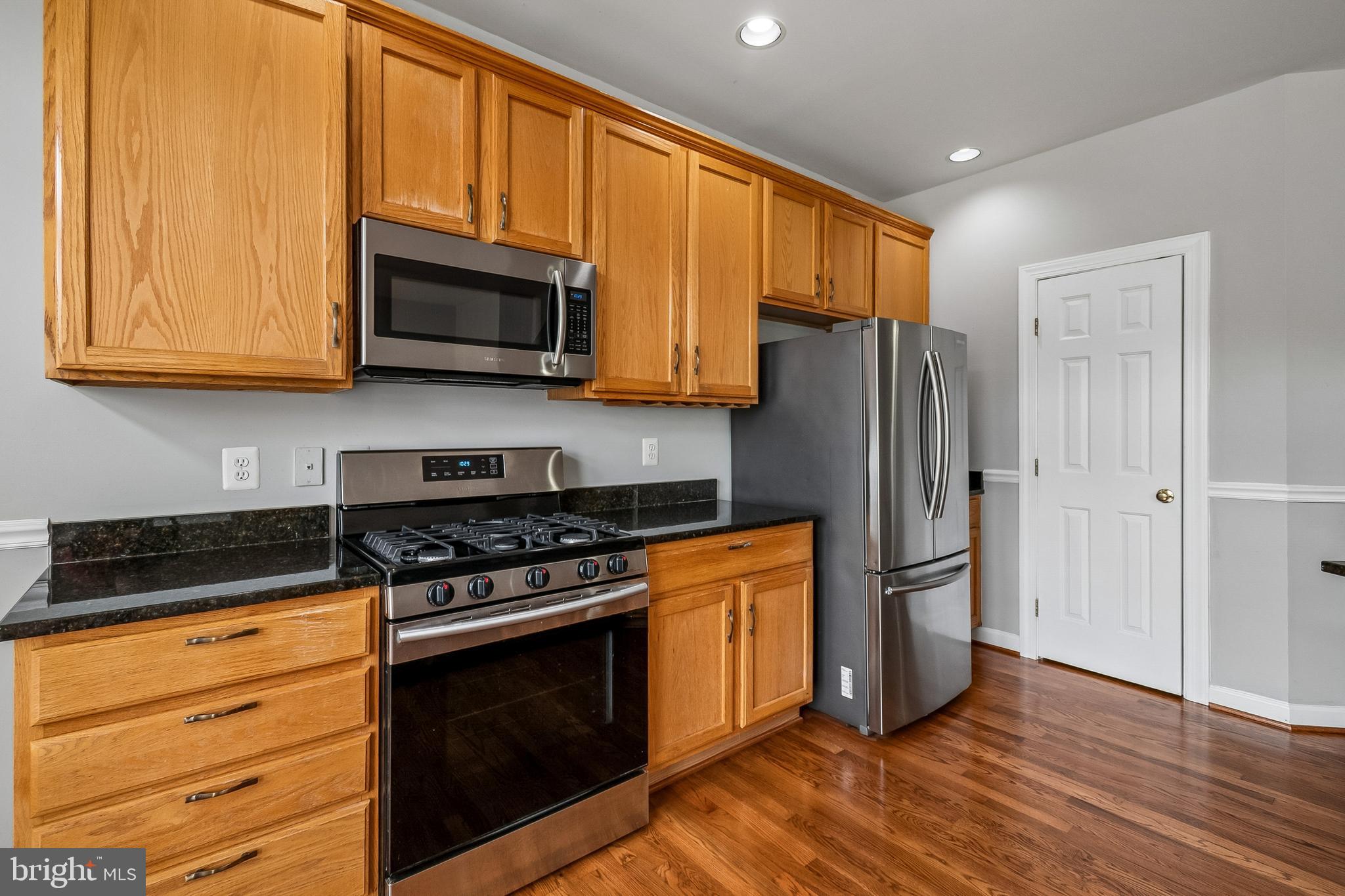VIRGINIA OAKS - Residential
