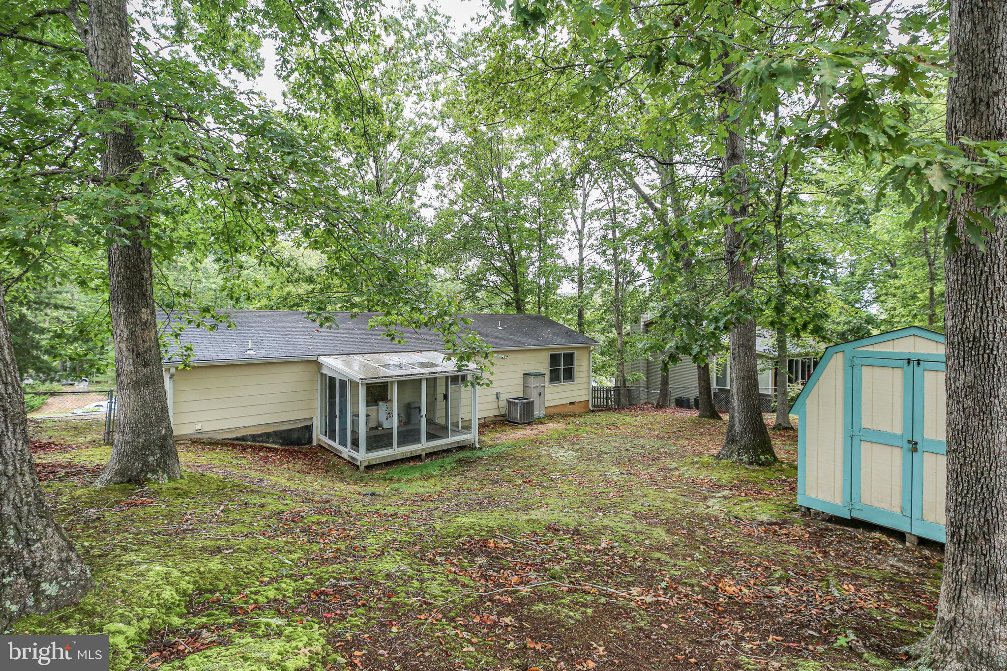 FAIRFIELD WOODS - Residential