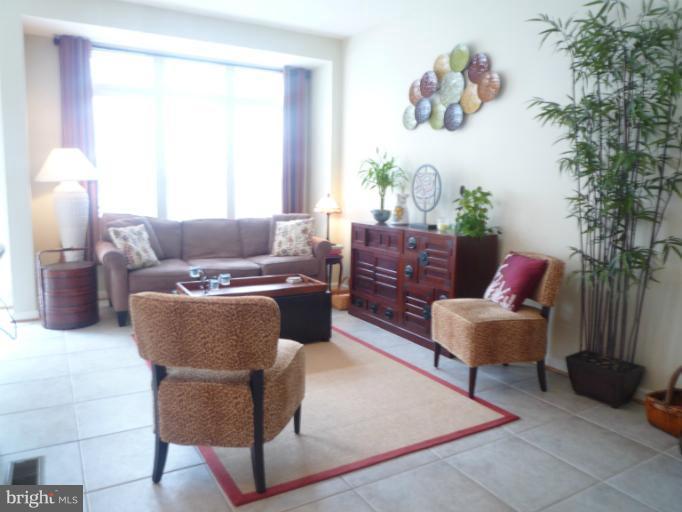 LAKELANDS - Residential Lease