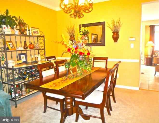 LAKELANDS - Residential Lease