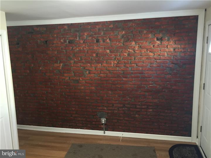 19125 is one of the Hottest Zip Codes in Philadelphia and this 3 Story 2 Bedroom home with Exposed Brick Wall, New Kitchen, Central Heat/Air, Breezeway Access from Tilton to the Large yard that is Waiting for Your Entertainment Needs!!  This Fishtown Home is with-in Walking Distance to all of the Neighborhoods most Popular Restaurants, Bars, and Galleries.  1st Floor features an Exposed Brick Wall and Hardwood Floors; Brand New Kitchen with Granite Counters, New Cabinets, New Appliances, and ceramic Tile Flooring; A Rear Laundry Completes the First Floor and has the exit to the Rear Yard Approx 20 Feet Deep and Wide due to the Breezeway Access to Tilton Street.  The 2nd Floor Consist of a Brand New Bathroom and Front Bedroom with A Ceiling Fan and Double Closet.  The 3rd Floor is the Main Bedroom.  The basement is of Builder Grade Quality, it was Just Painted and offers Ample Head Room and Clean Walls and Floor.  New Rubber Roof Was Recently Coated, New Windows and Doors, 100 Amp Circuit Breaker.....