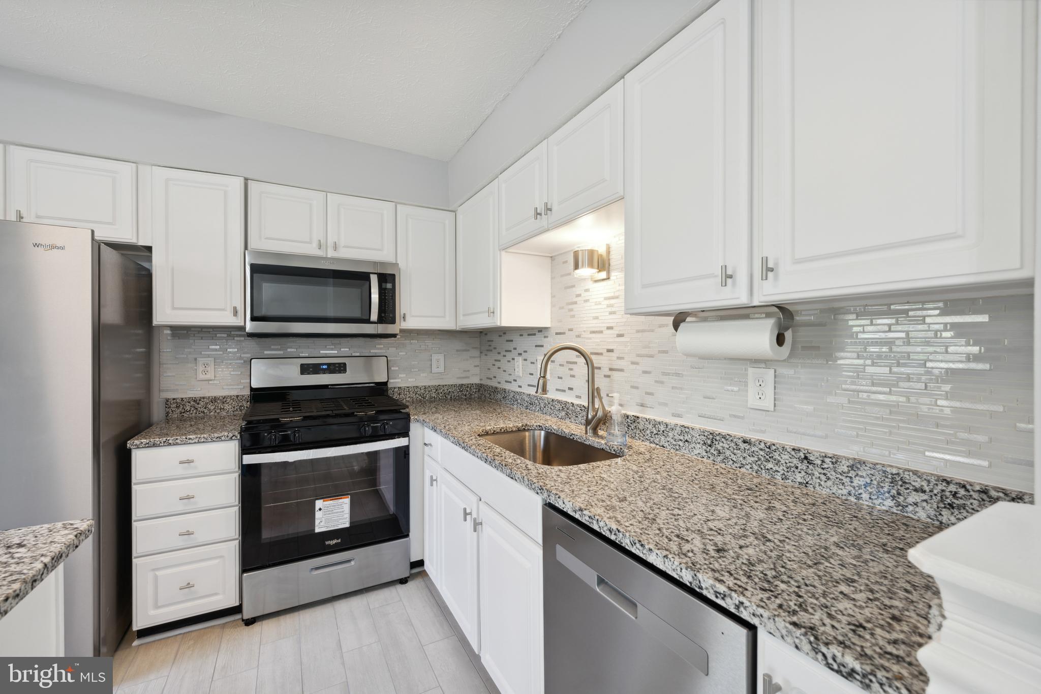 RUSSETT - Residential