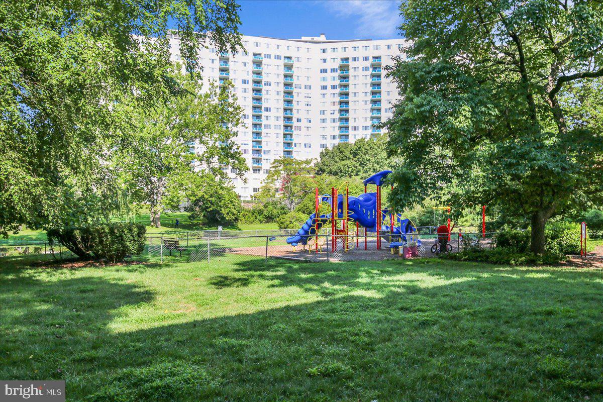 GROSVENOR PARK - Residential