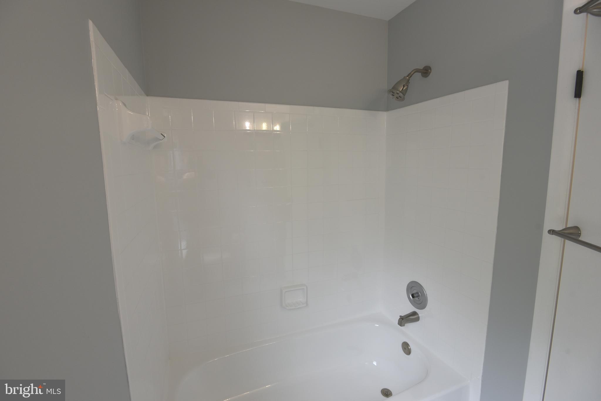 WILLOW COVE TOWNHOMES - Residential