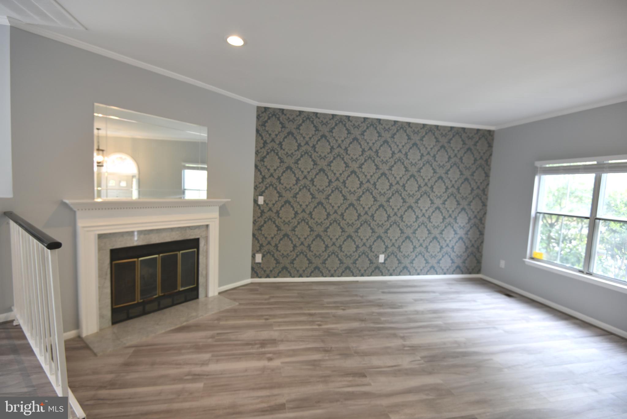 WILLOW COVE TOWNHOMES - Residential
