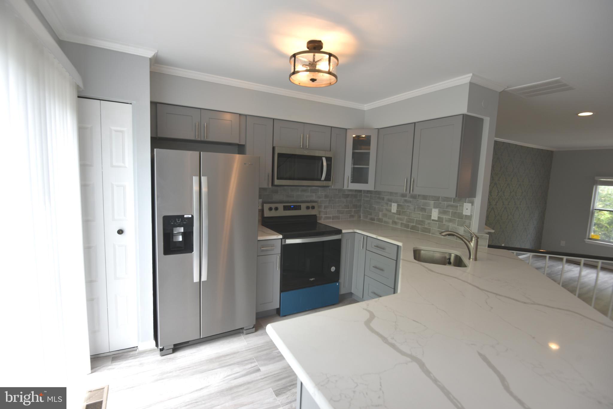 WILLOW COVE TOWNHOMES - Residential