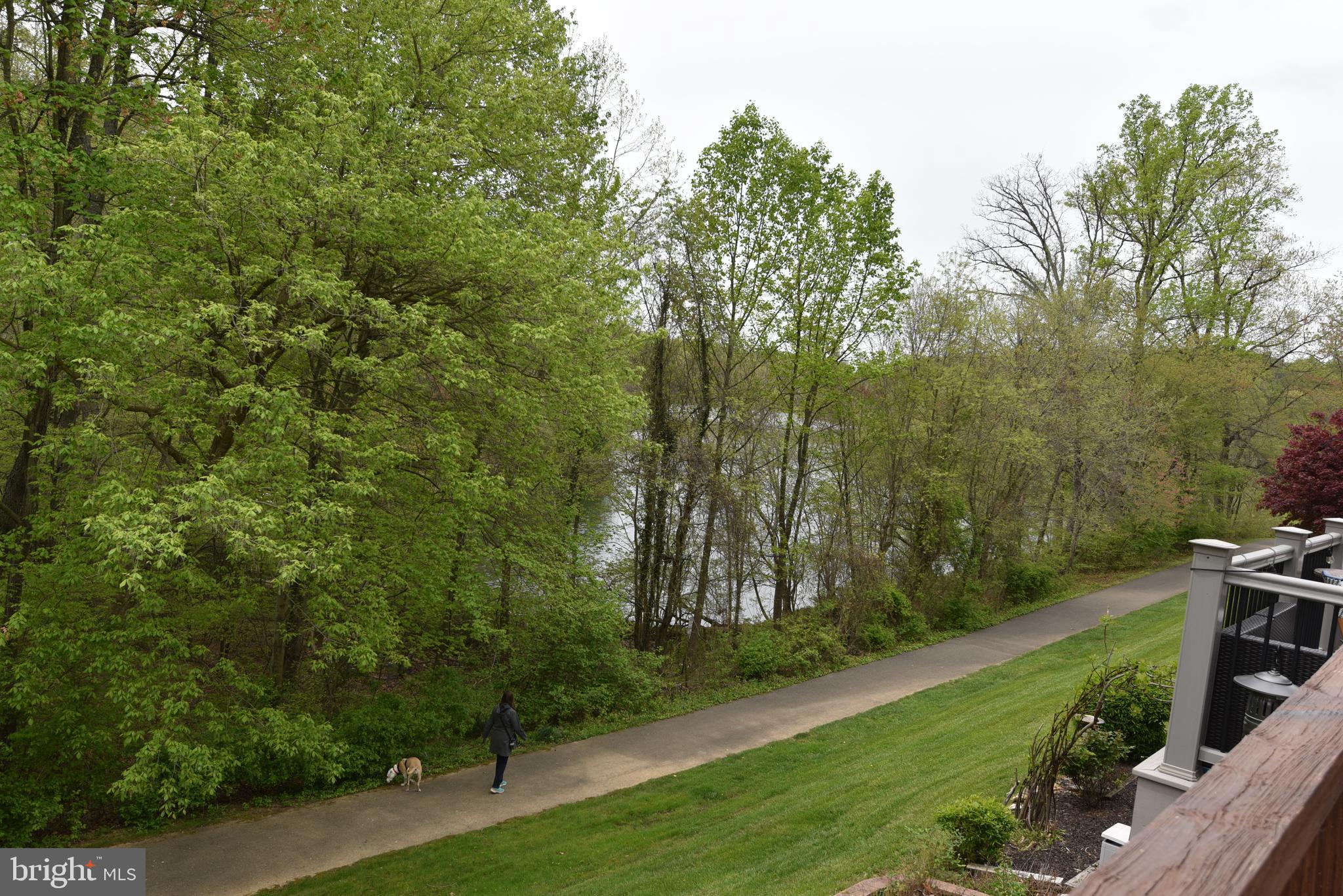 WILLOW COVE TOWNHOMES - Residential