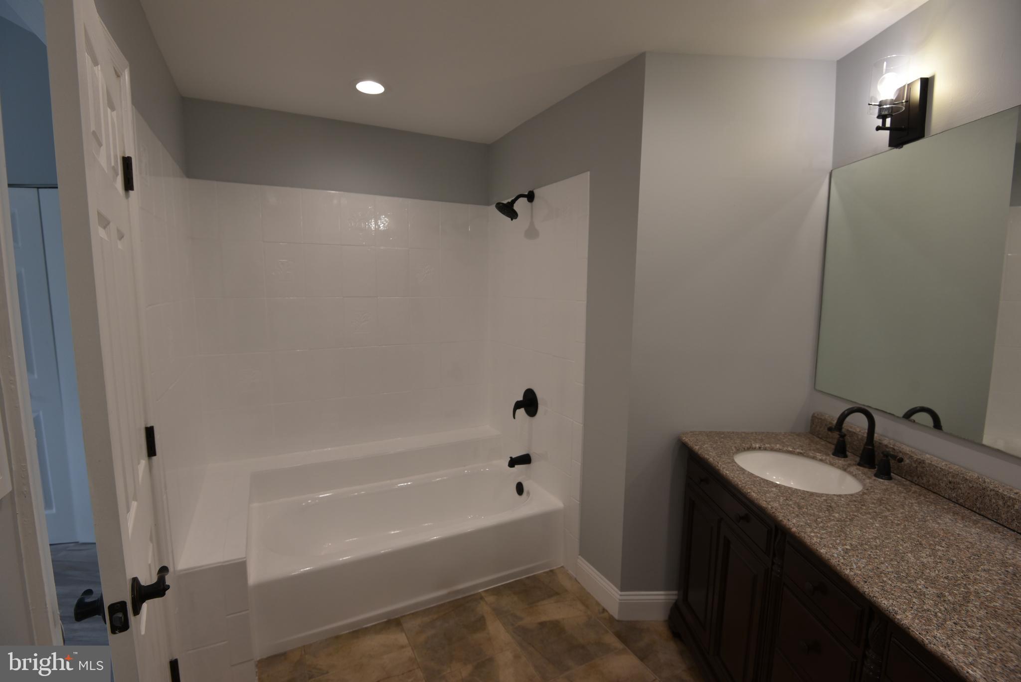 WILLOW COVE TOWNHOMES - Residential