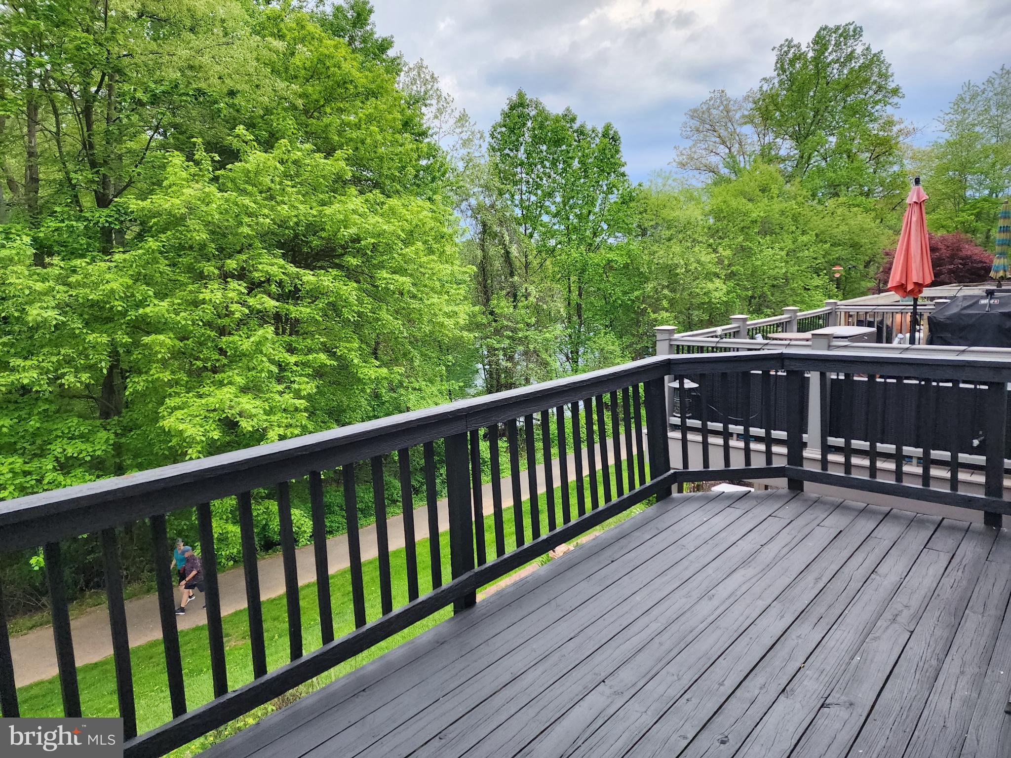 WILLOW COVE TOWNHOMES - Residential