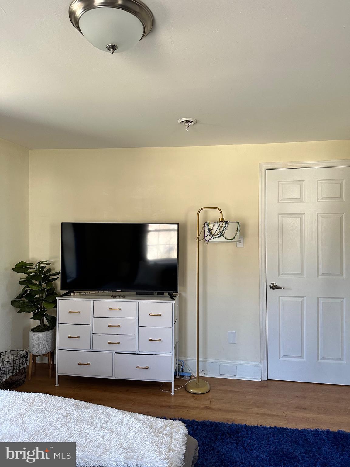 WEST WAYNE - Residential Lease