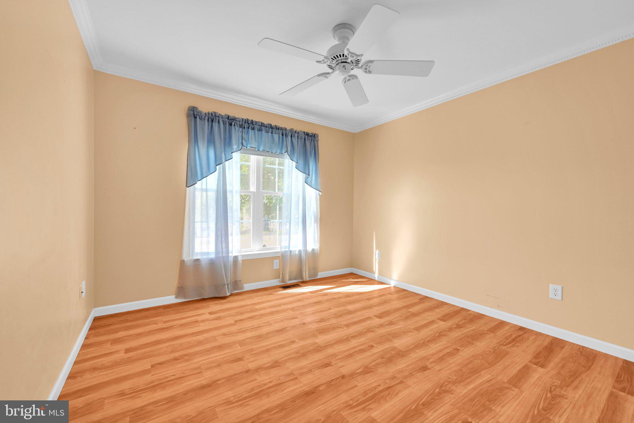PINE VISTA ESTATES - Residential