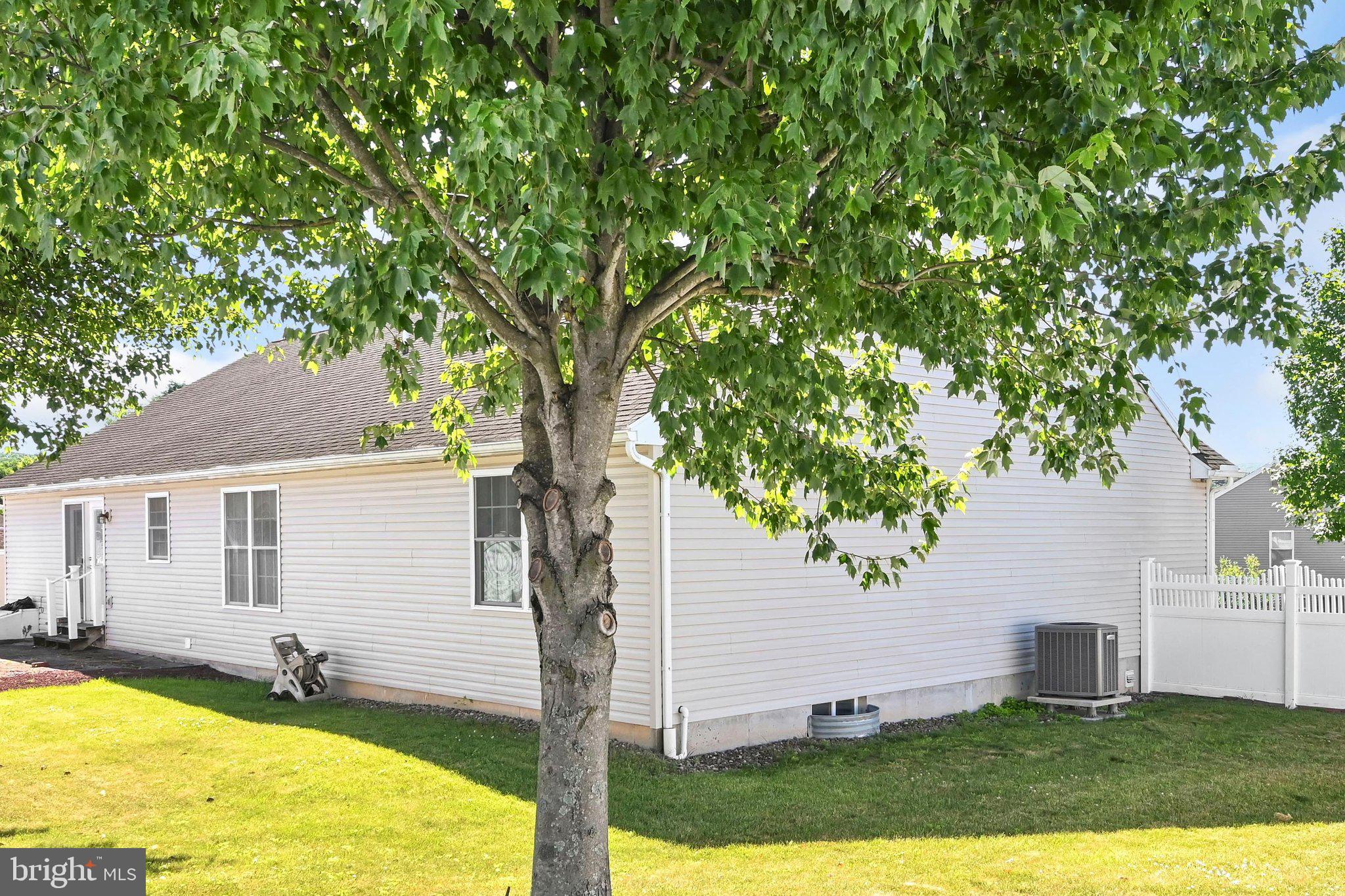 PINE VISTA ESTATES - Residential