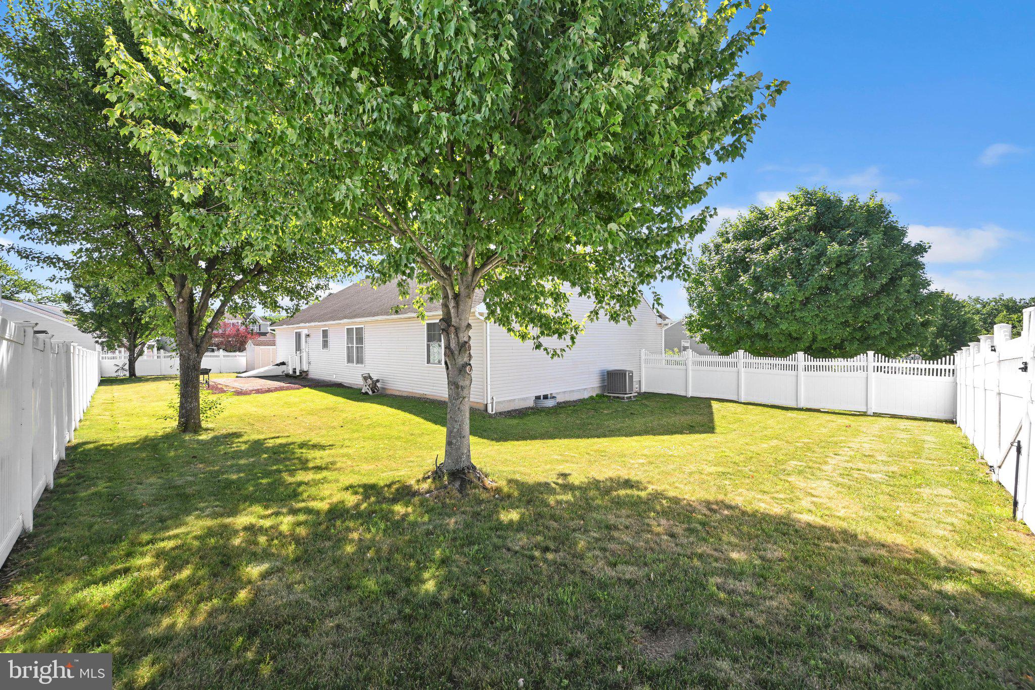 PINE VISTA ESTATES - Residential