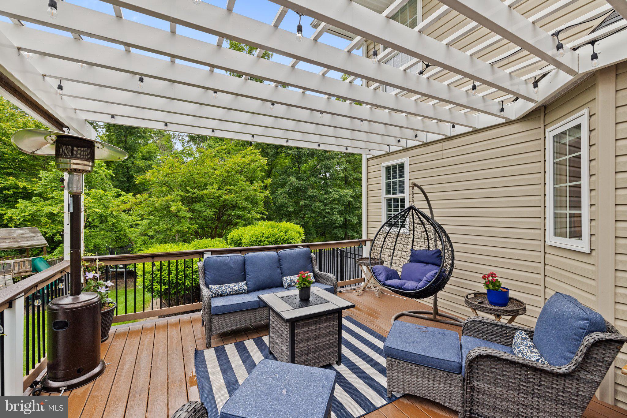 MOUNTAIN CREST ESTATES - Residential