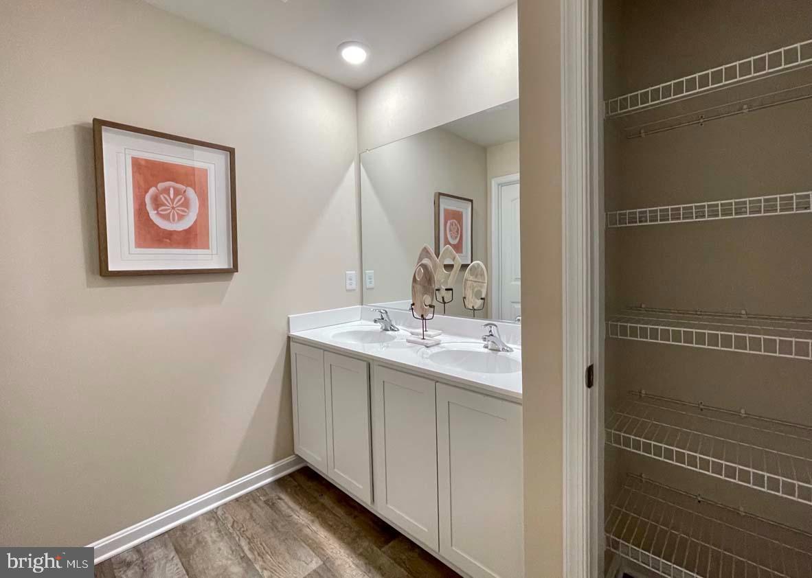 BLACKWATER LANDING - Residential
