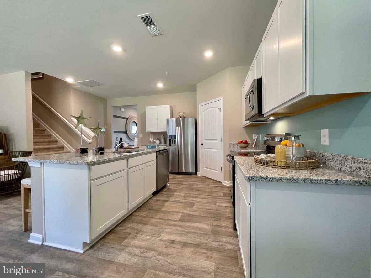 BLACKWATER LANDING - Residential