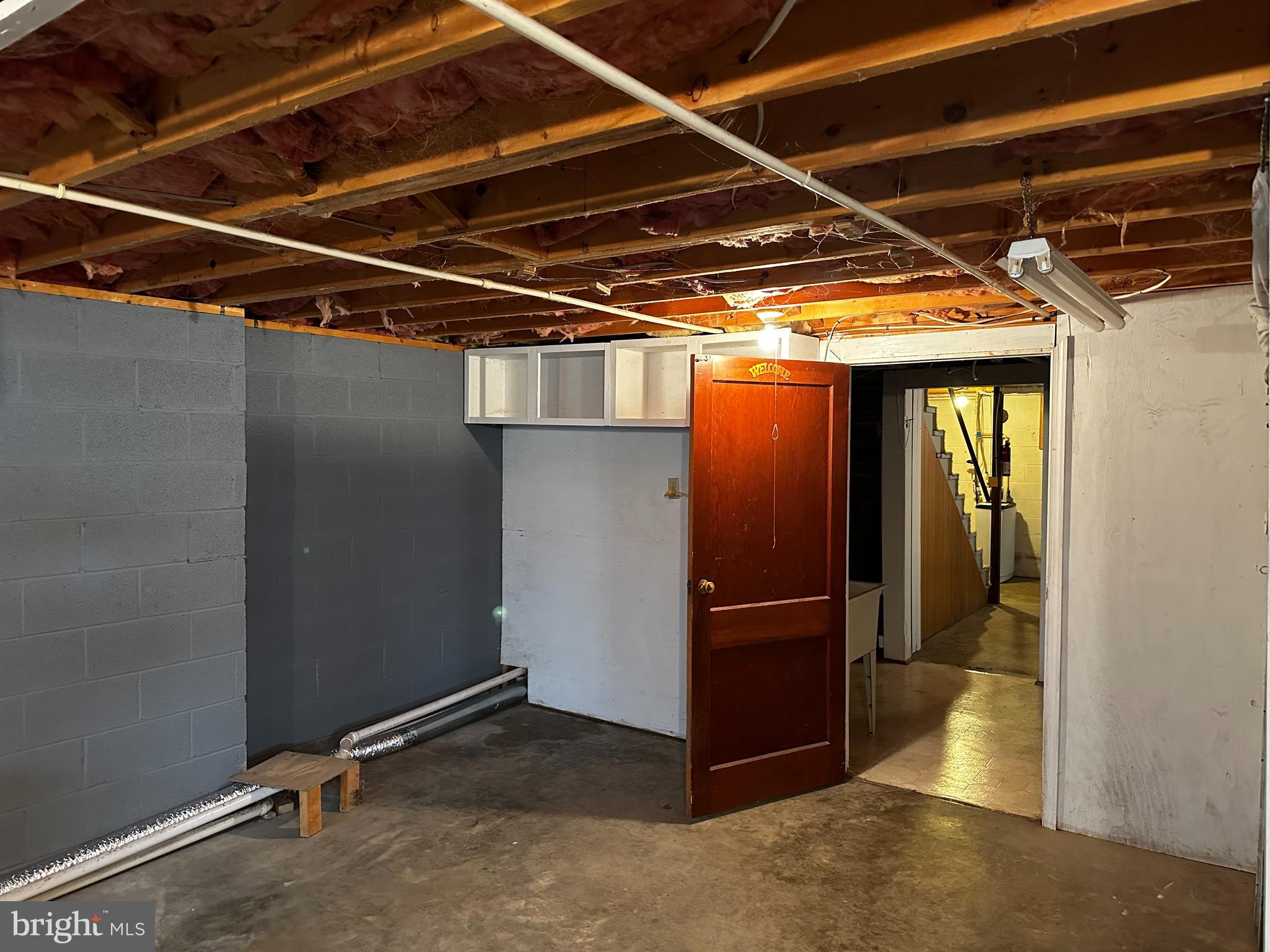 GERRARD ACRES - Residential