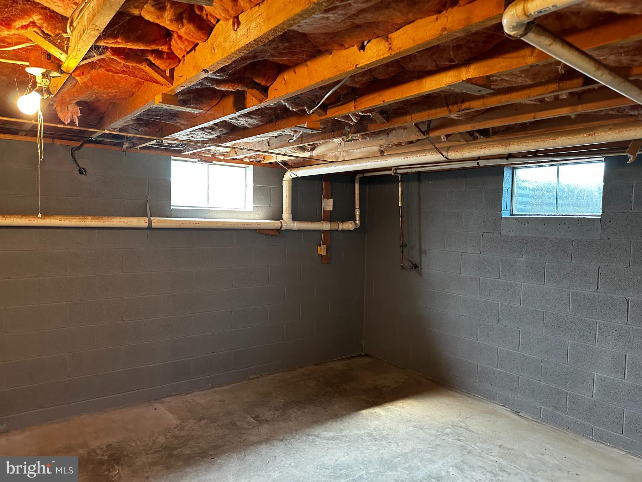 GERRARD ACRES - Residential