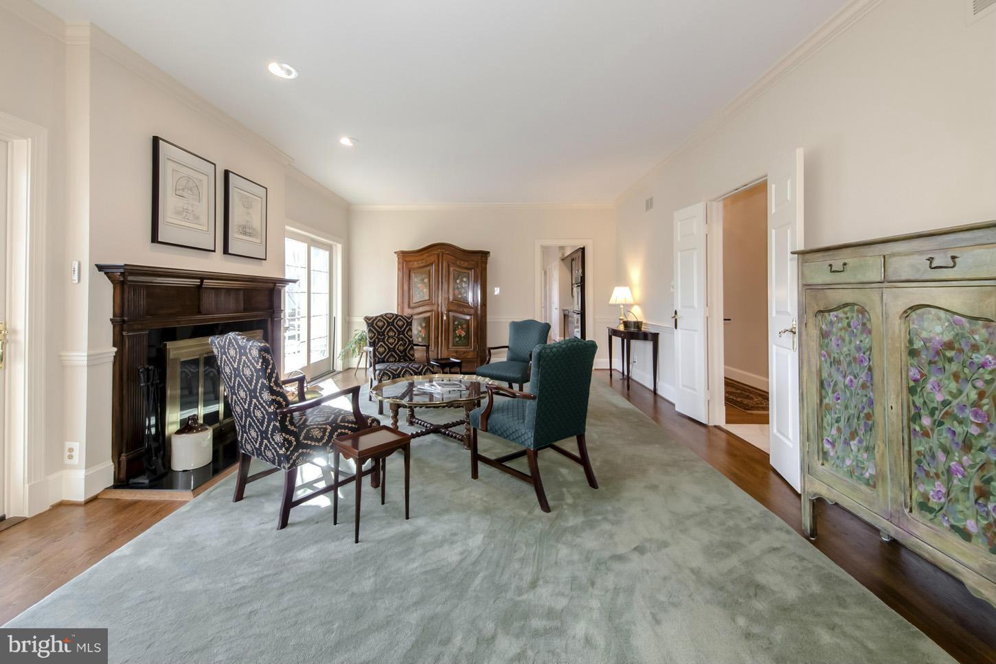 SUMMERWOOD - Residential