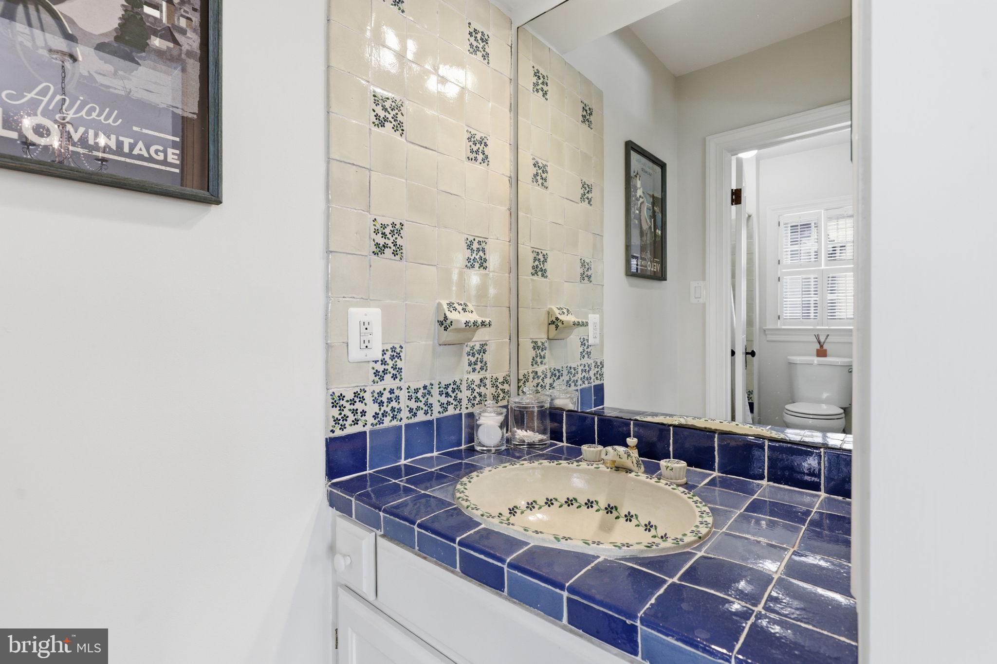 OLD TOWN ALEXANDRIA - Residential