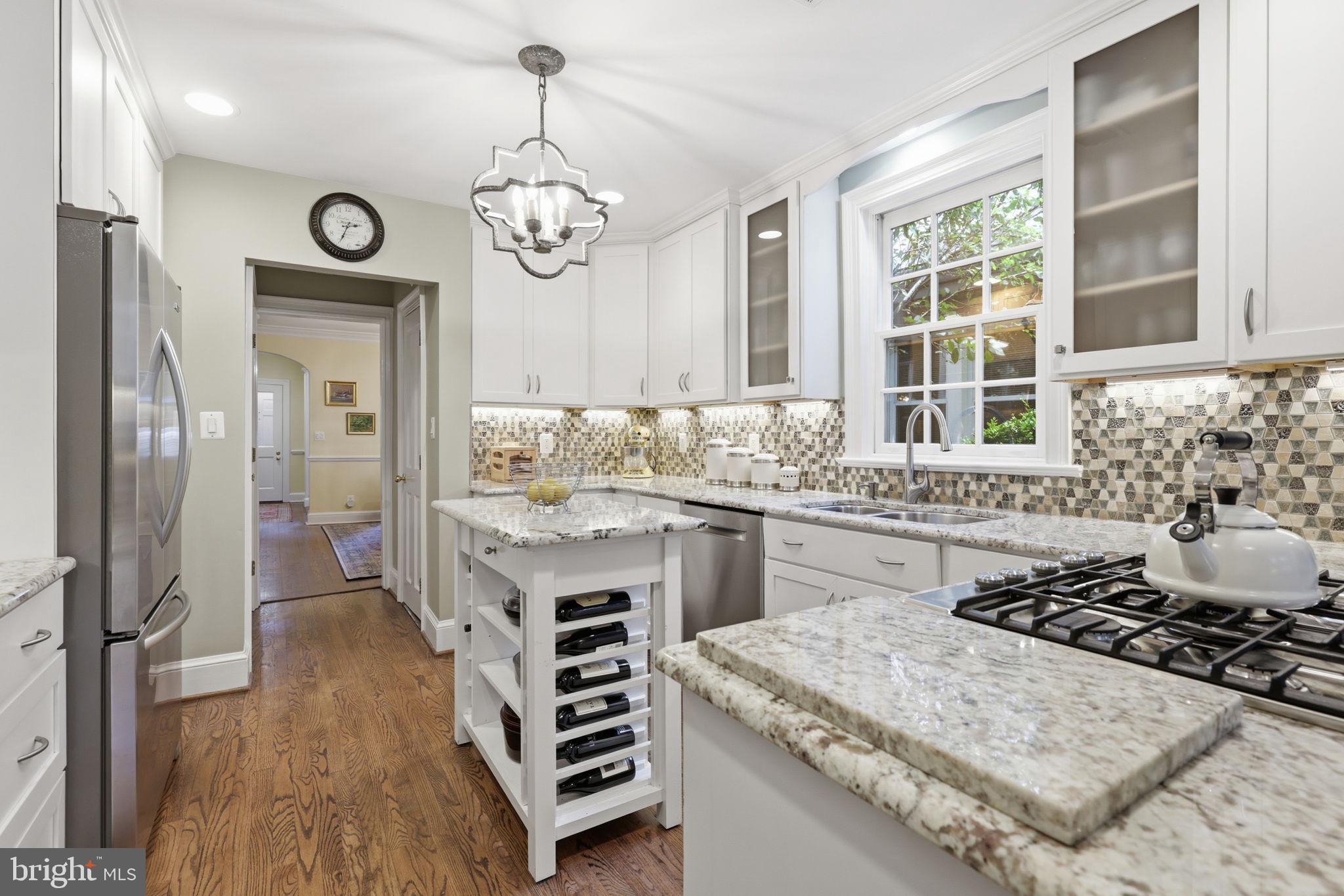 OLD TOWN ALEXANDRIA - Residential