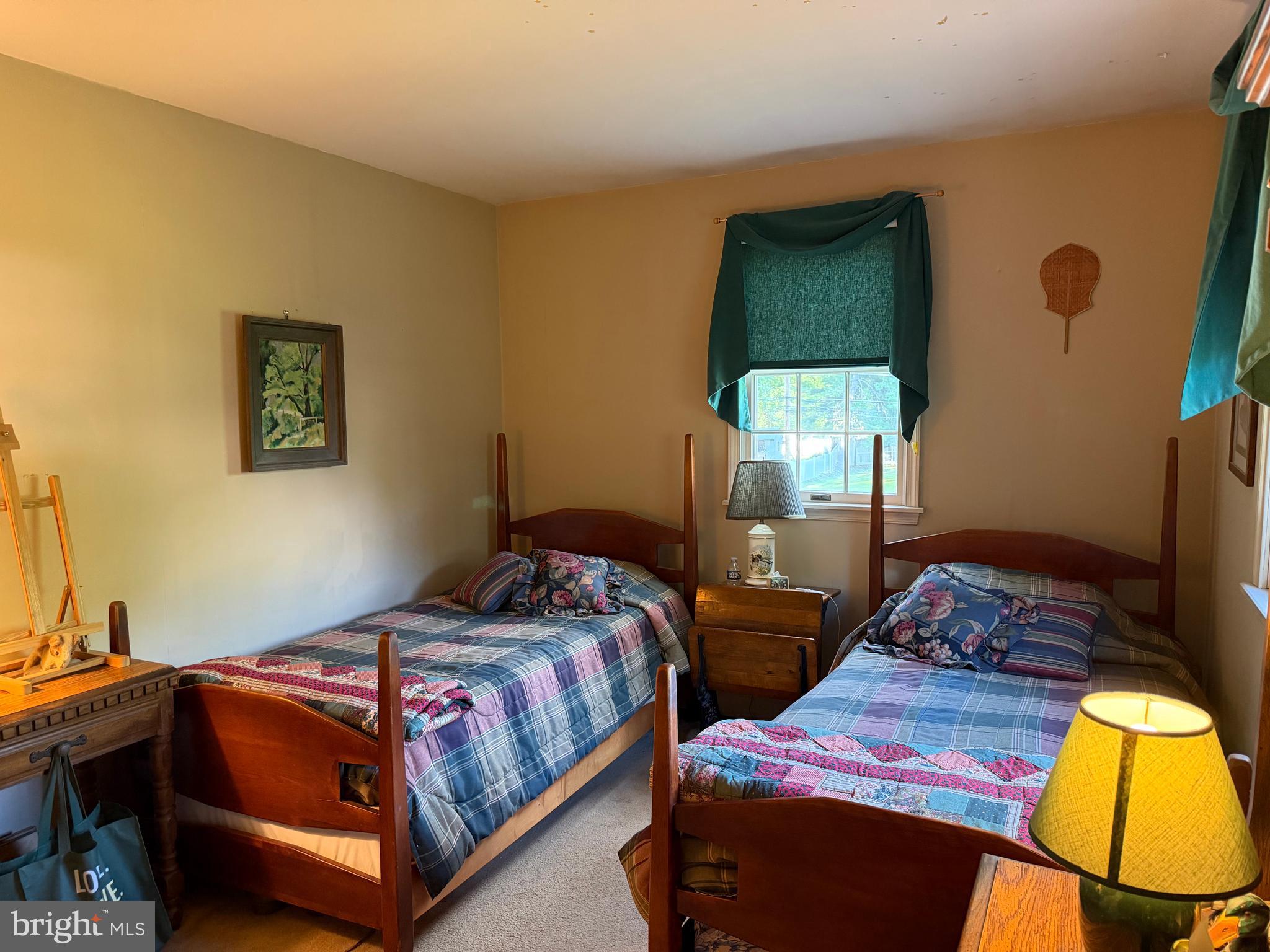 COLONIAL VIL - Residential