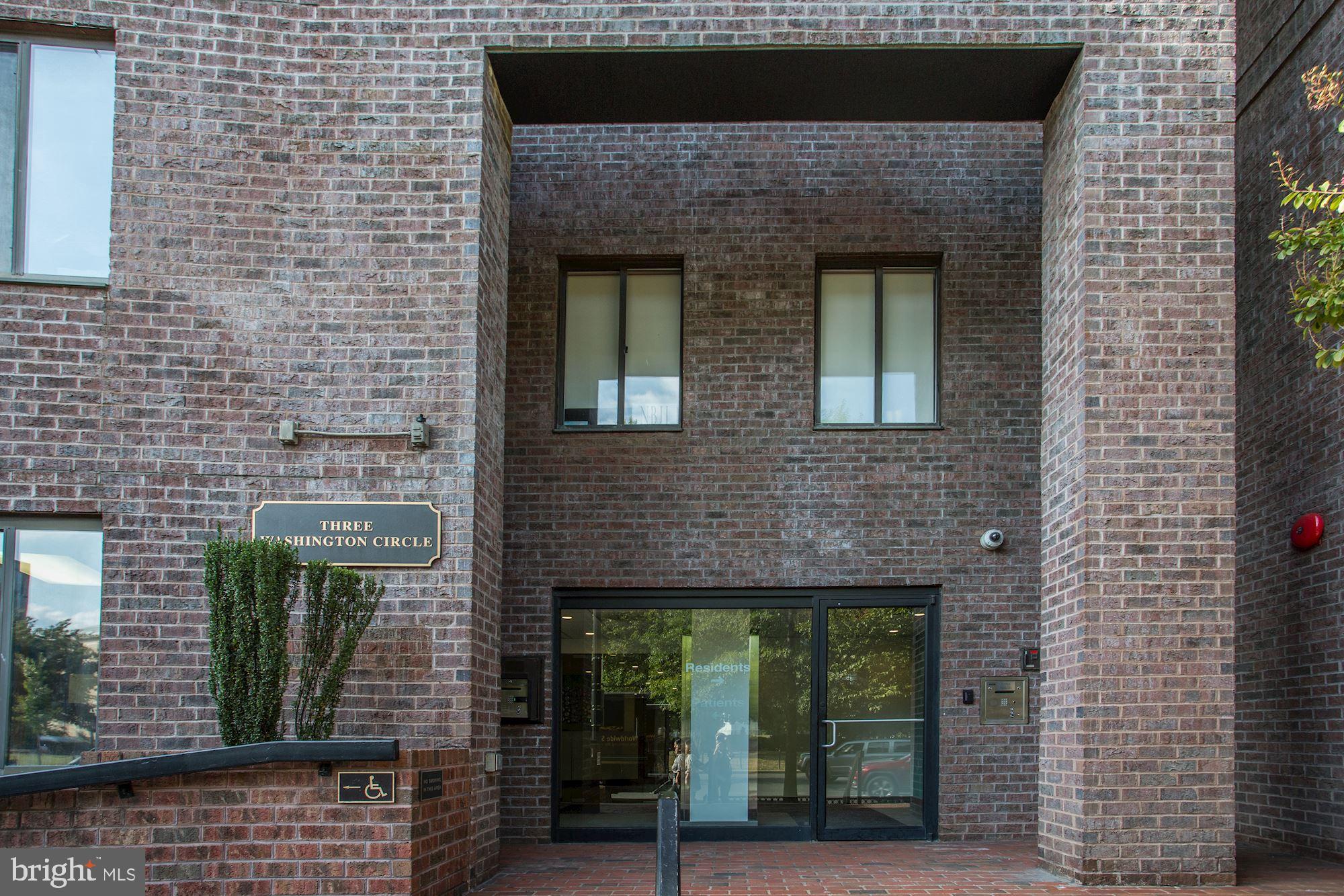 FOGGY BOTTOM - Residential Lease