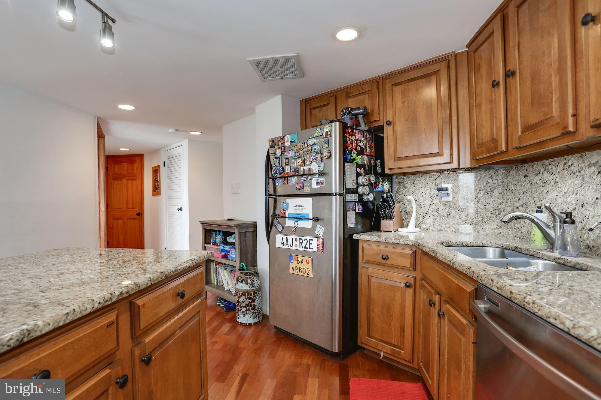 FOGGY BOTTOM - Residential Lease